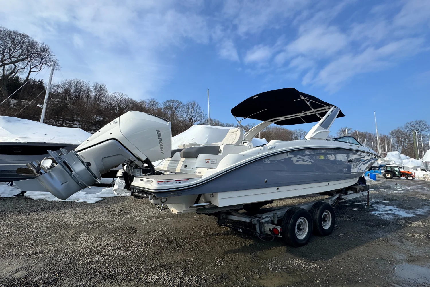 2026 Sea Ray SDX 290 Outboard Image Thumbnail #3