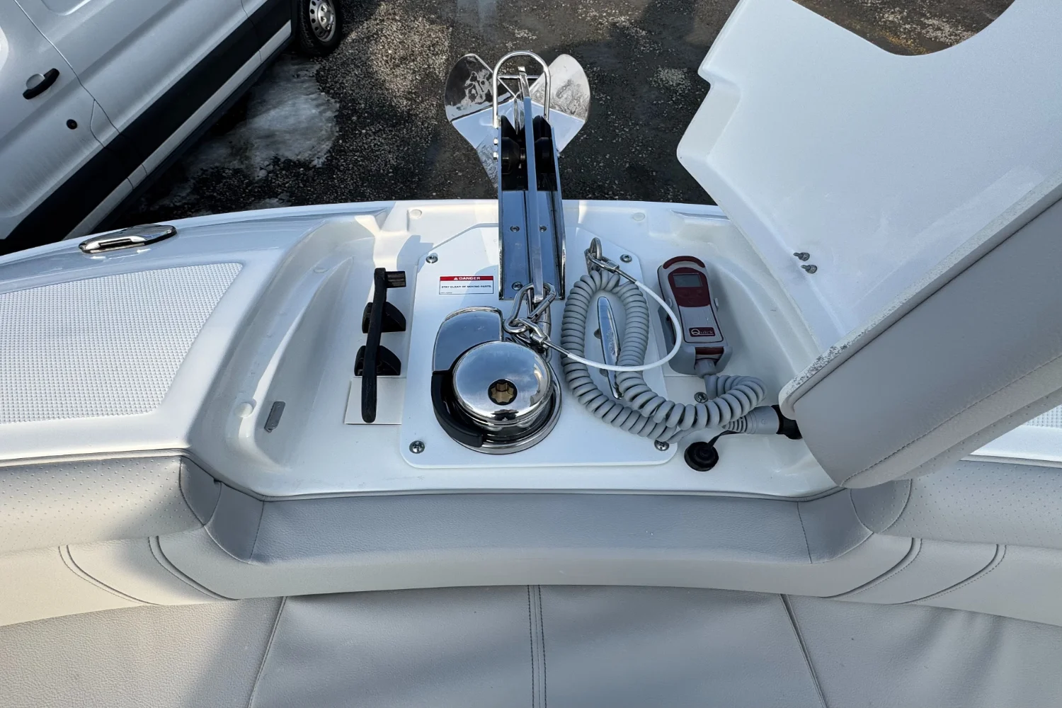 2026 Sea Ray SDX 290 Outboard Image Thumbnail #46