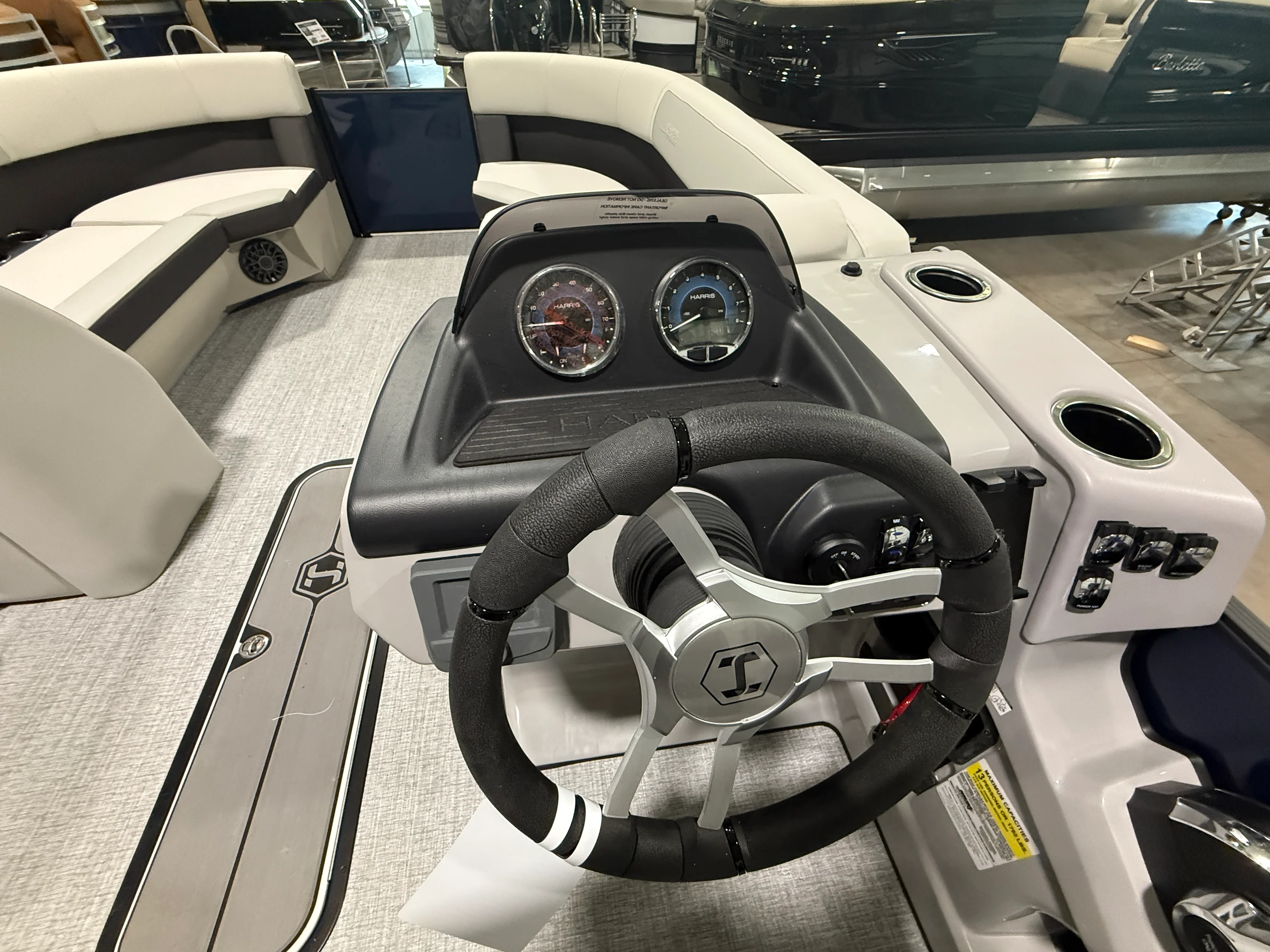 2026 Harris Cruiser 230 Image Thumbnail #11