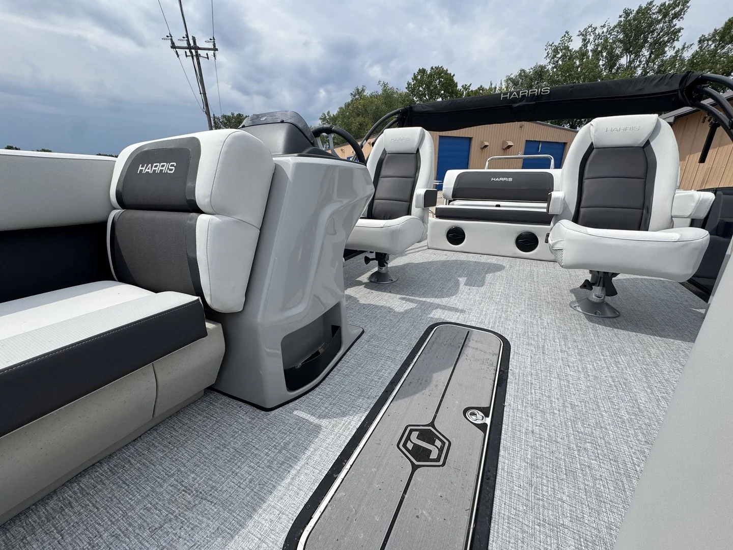 2026 Harris Cruiser 230 Image Thumbnail #19