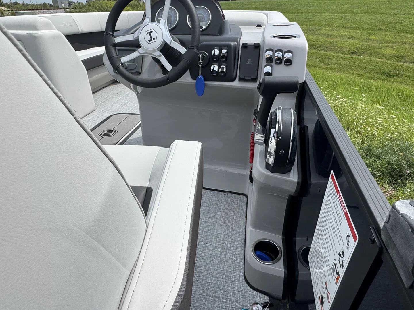 2026 Harris Cruiser 230 Image Thumbnail #13