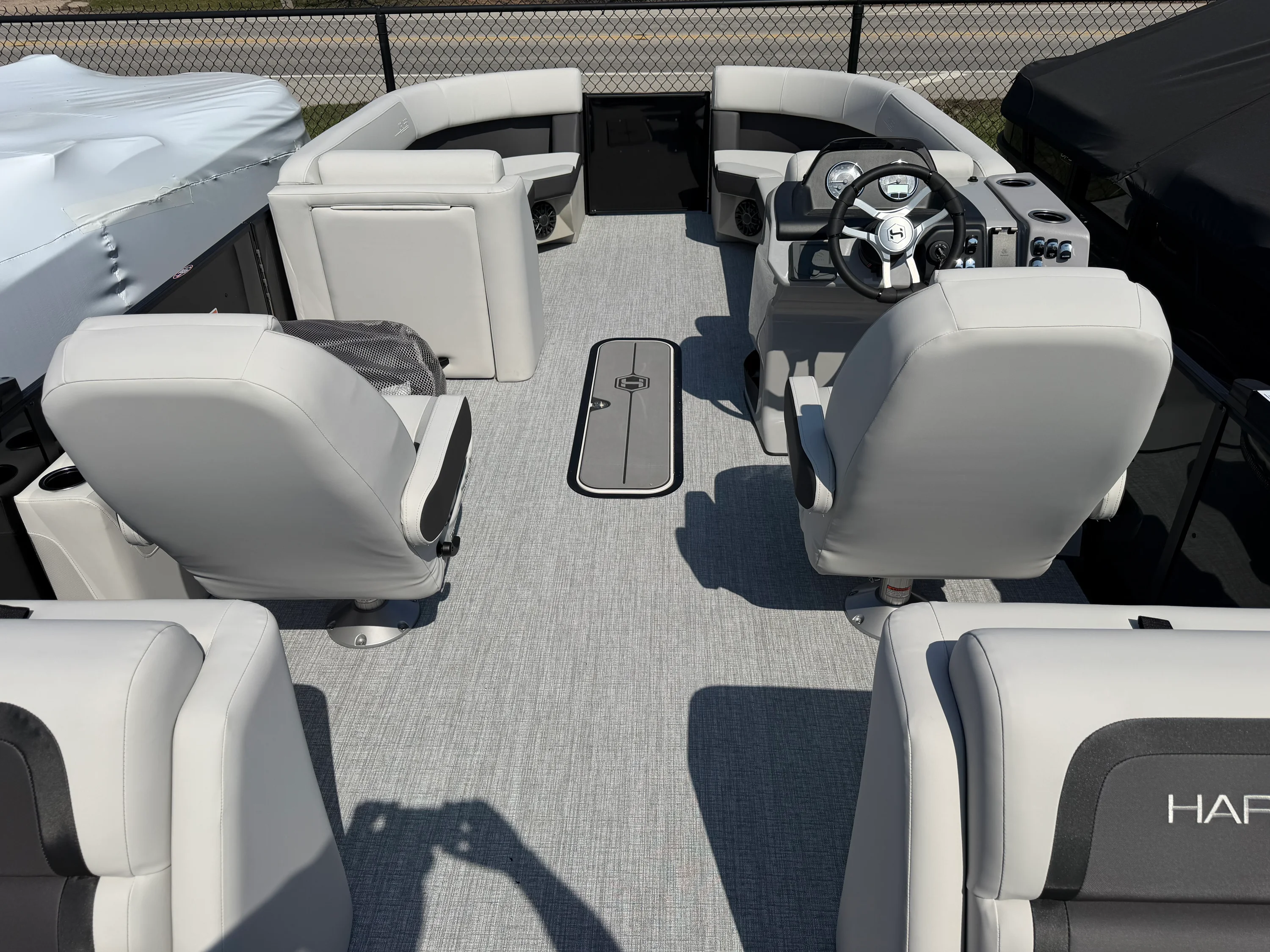 2026 Harris CRUISER 230 Image Thumbnail #16
