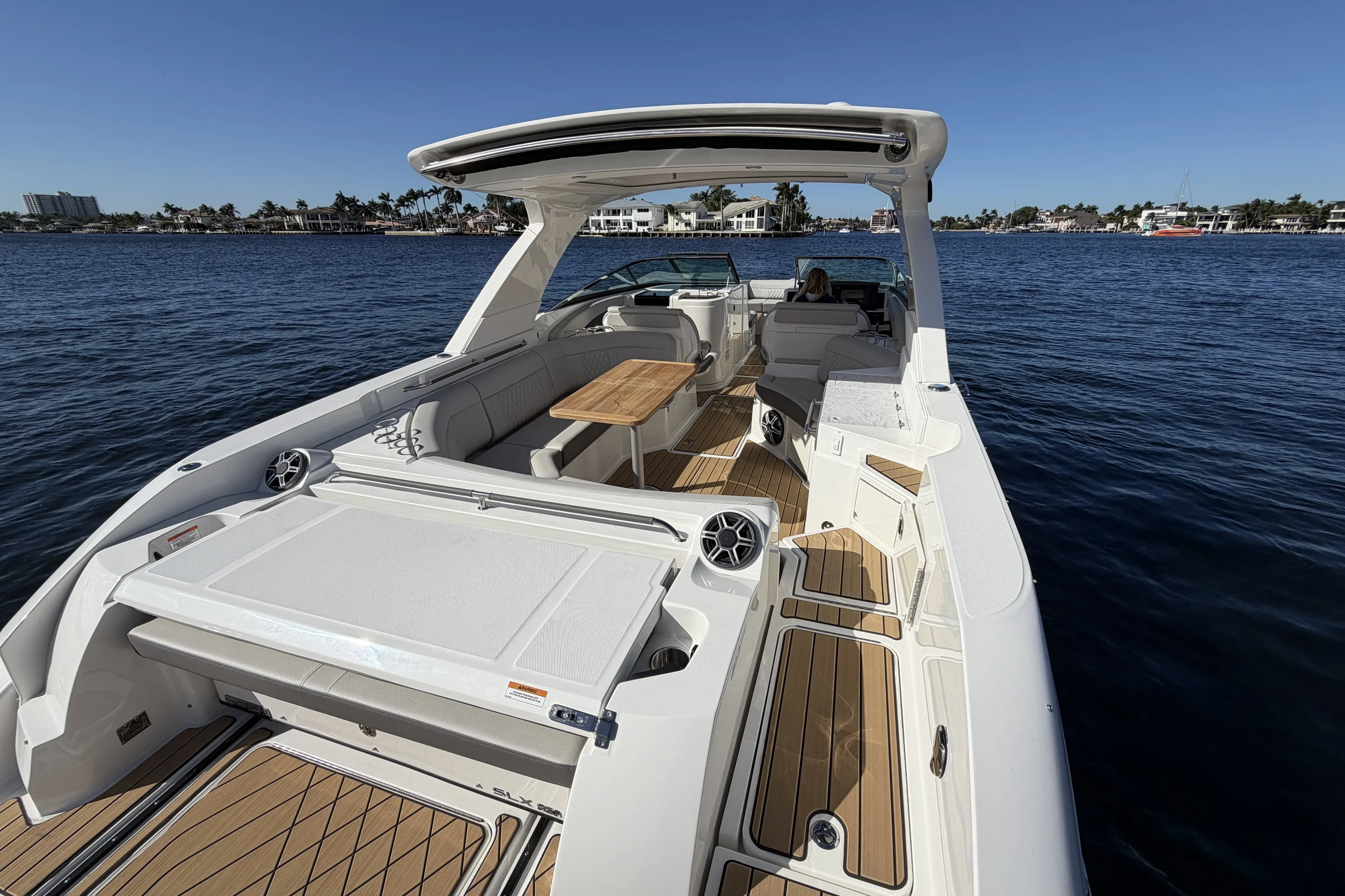 2026 Sea Ray SLX 350 Outboard Image Thumbnail #13