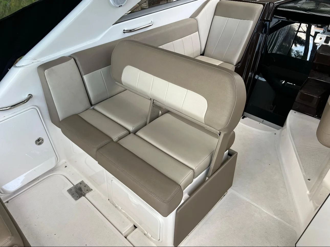 2013 Regal 30 EXPRESS Image Thumbnail #3