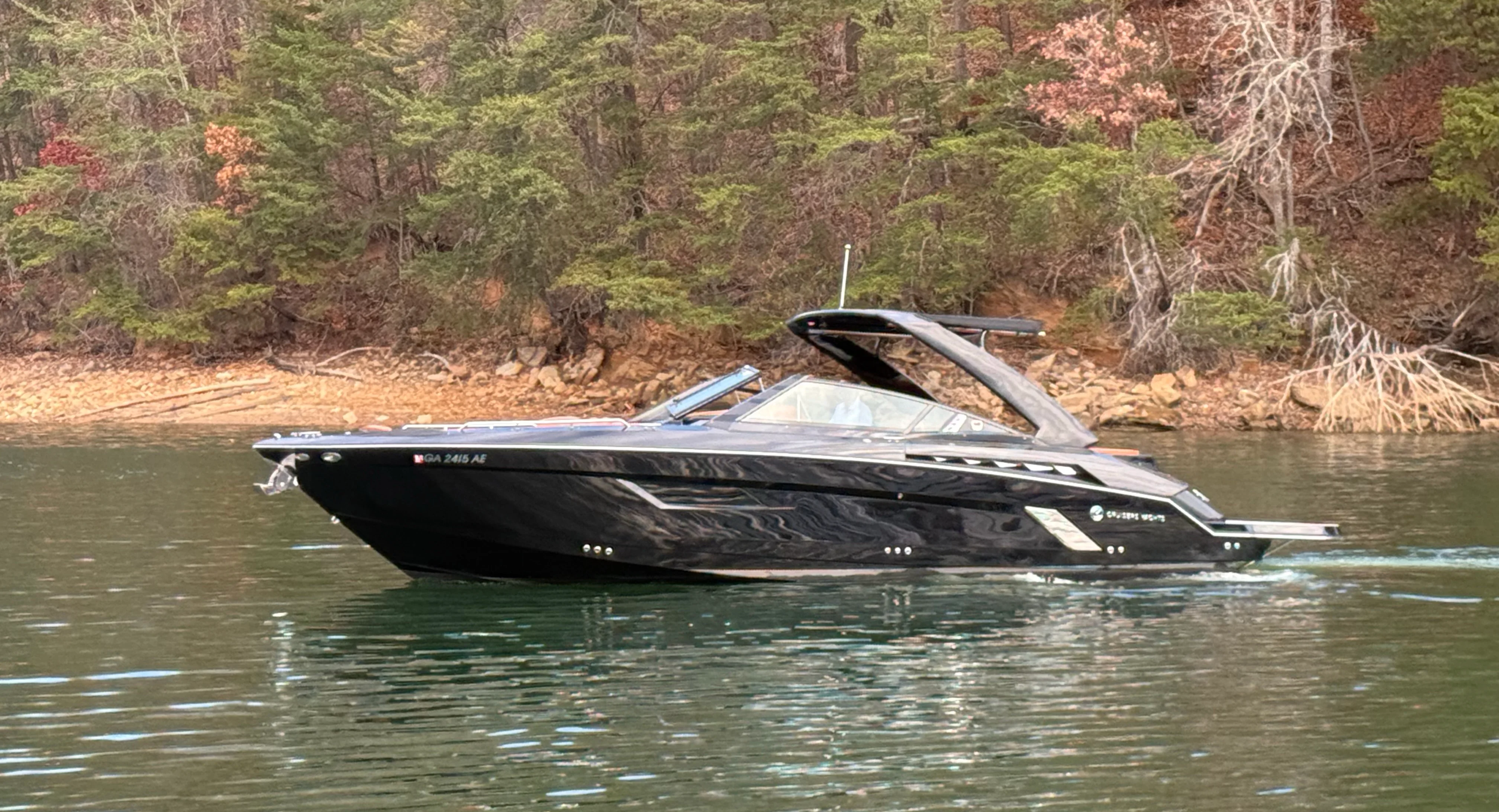 2022 Cruisers Yachts 338 CX SB Image Thumbnail #18