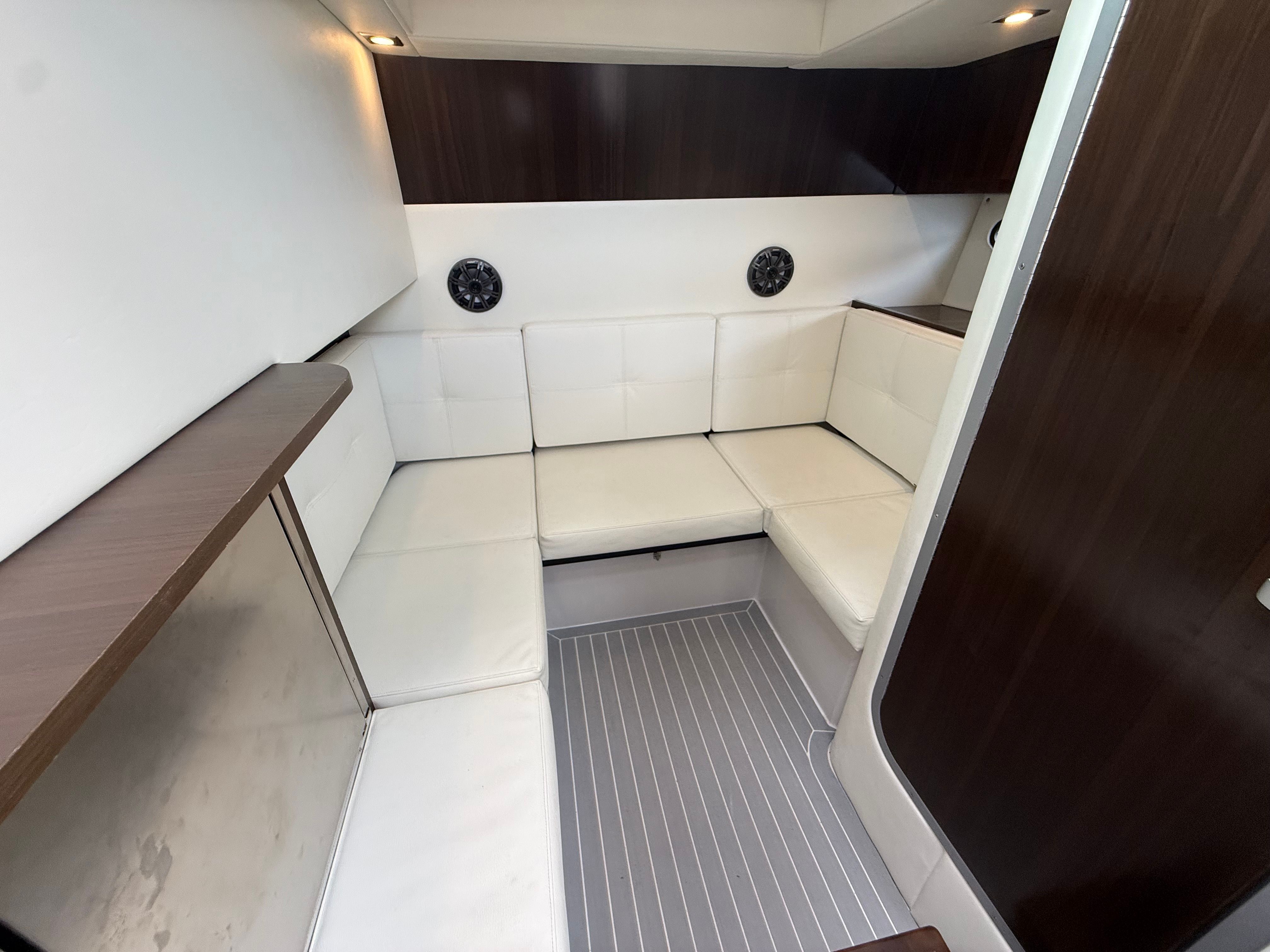 2022 Cruisers Yachts 338 CX SB Image Thumbnail #57