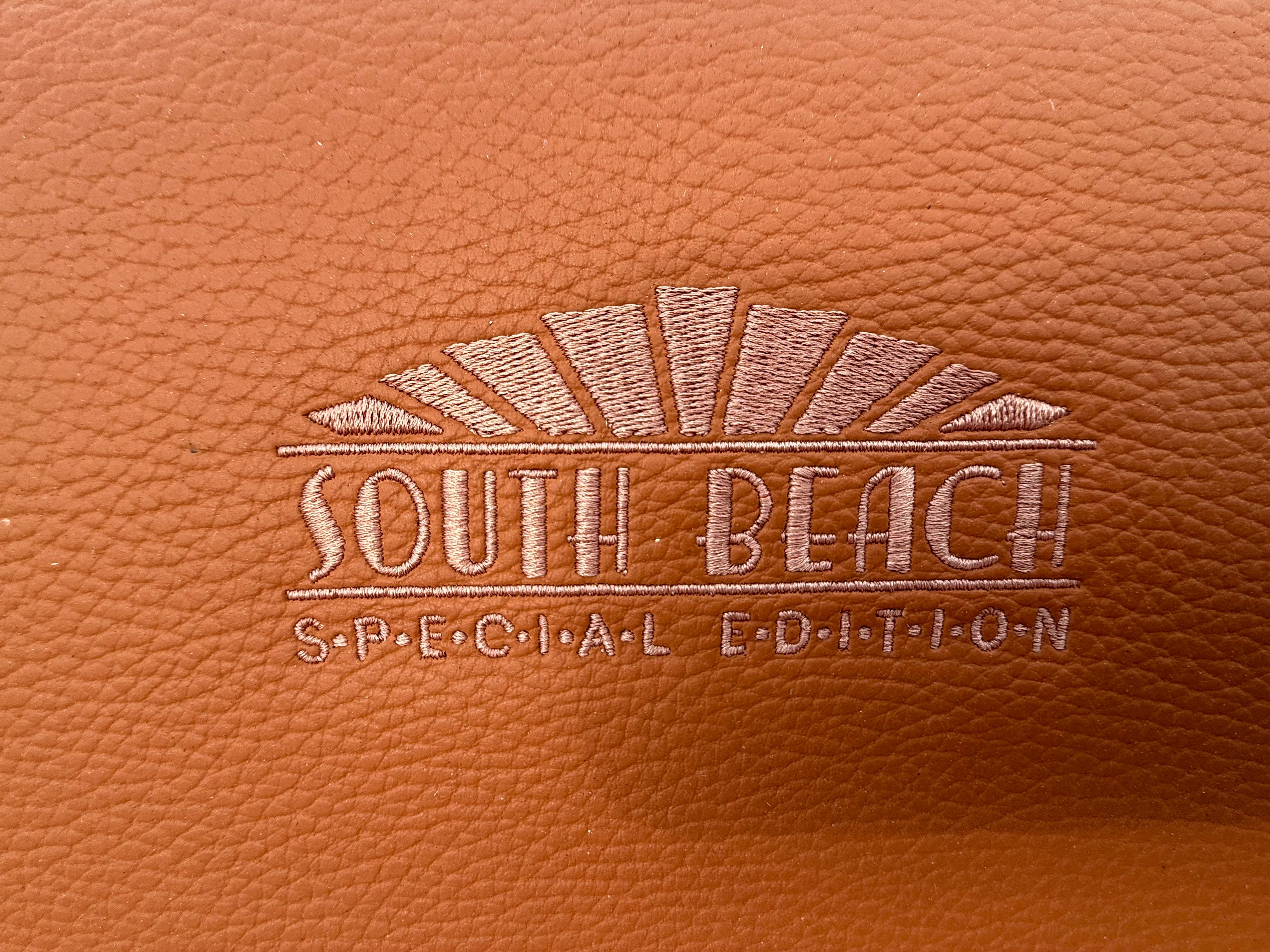 2022 Cruisers Yachts 338 CX SB Image Thumbnail #52