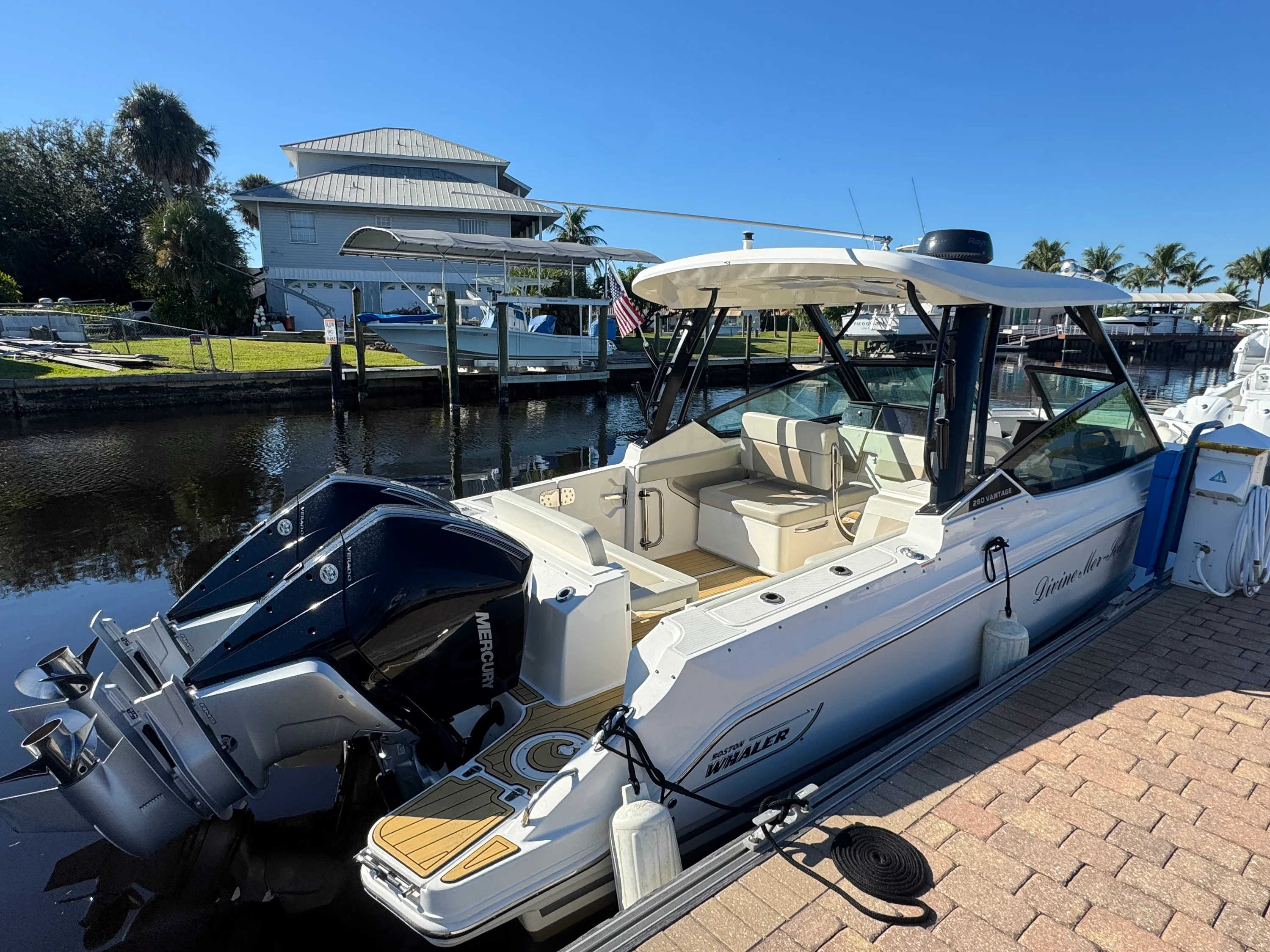 2022 Boston Whaler 280 VANTAGE Image Thumbnail #11