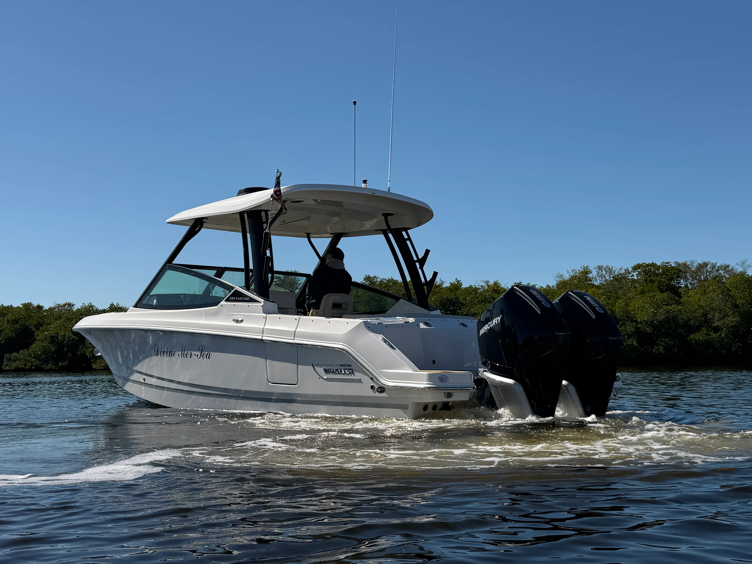 2022 Boston Whaler 280 VANTAGE Image Thumbnail #2