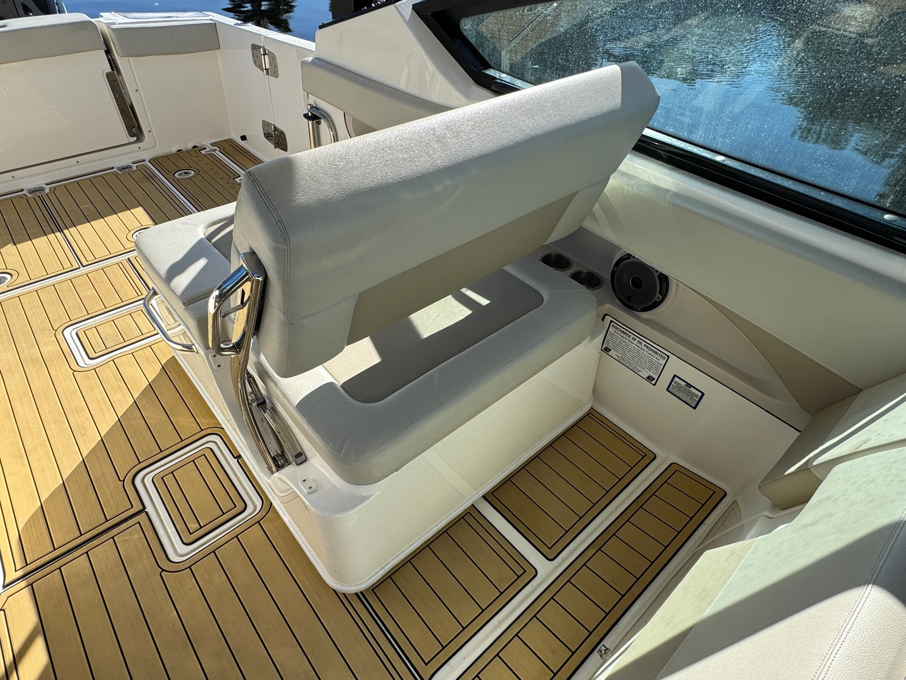 2022 Boston Whaler 280 VANTAGE Image Thumbnail #26