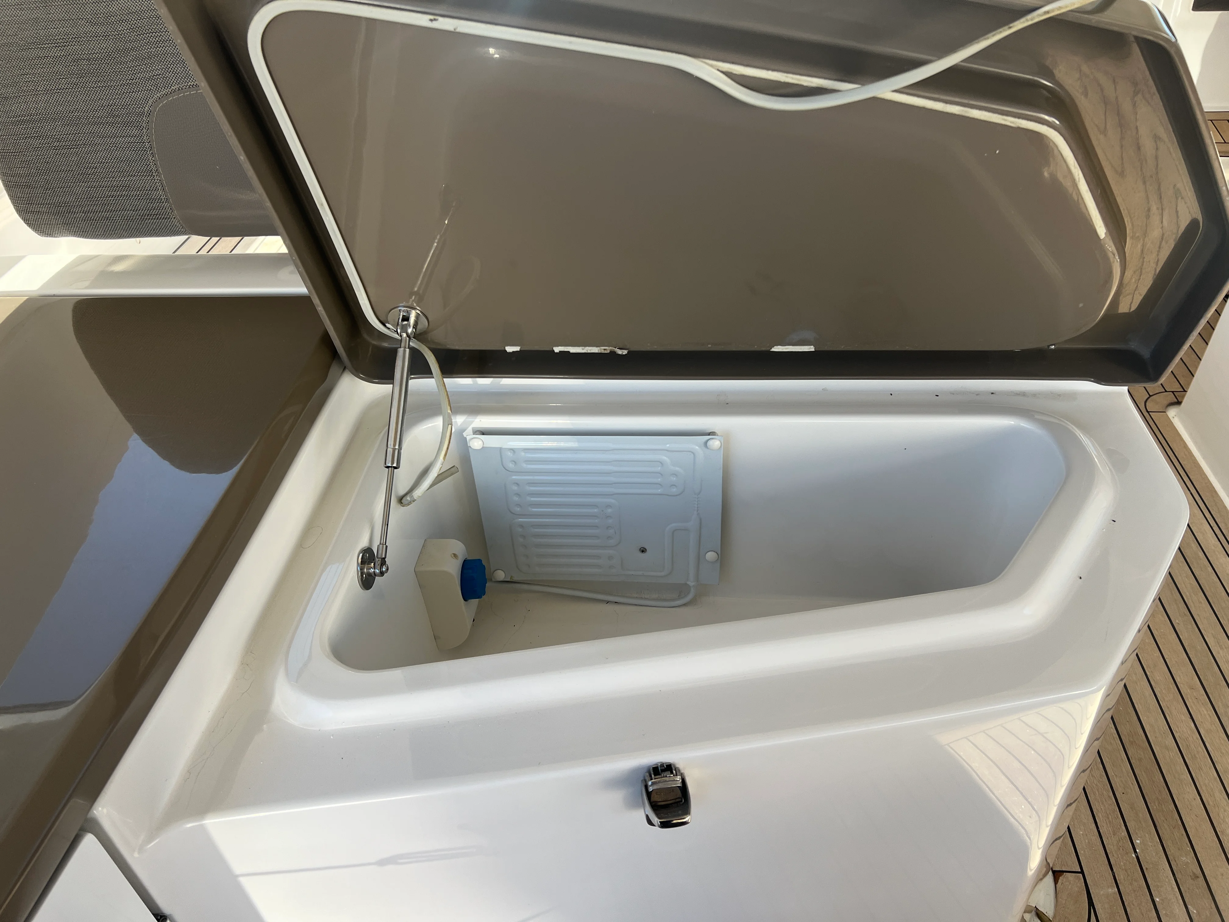 2019 Azimut Atlantis 43 Image Thumbnail #8