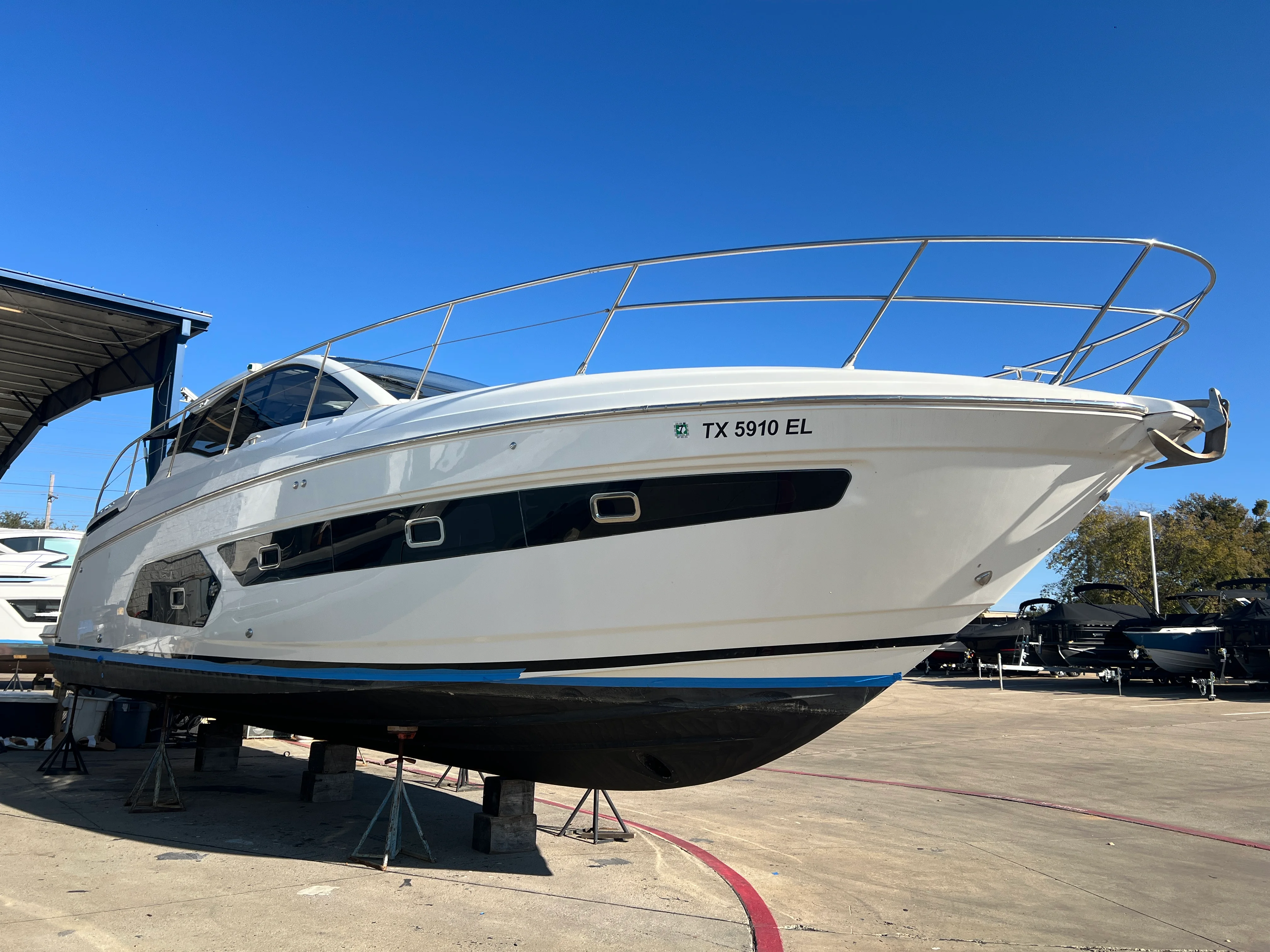 2019 Azimut Atlantis 43 Image Thumbnail #2