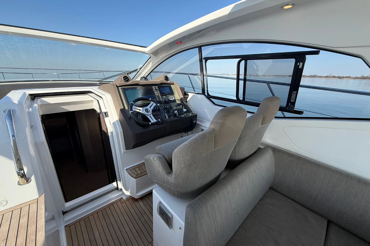 2019 Azimut Atlantis 43 Image Thumbnail #41