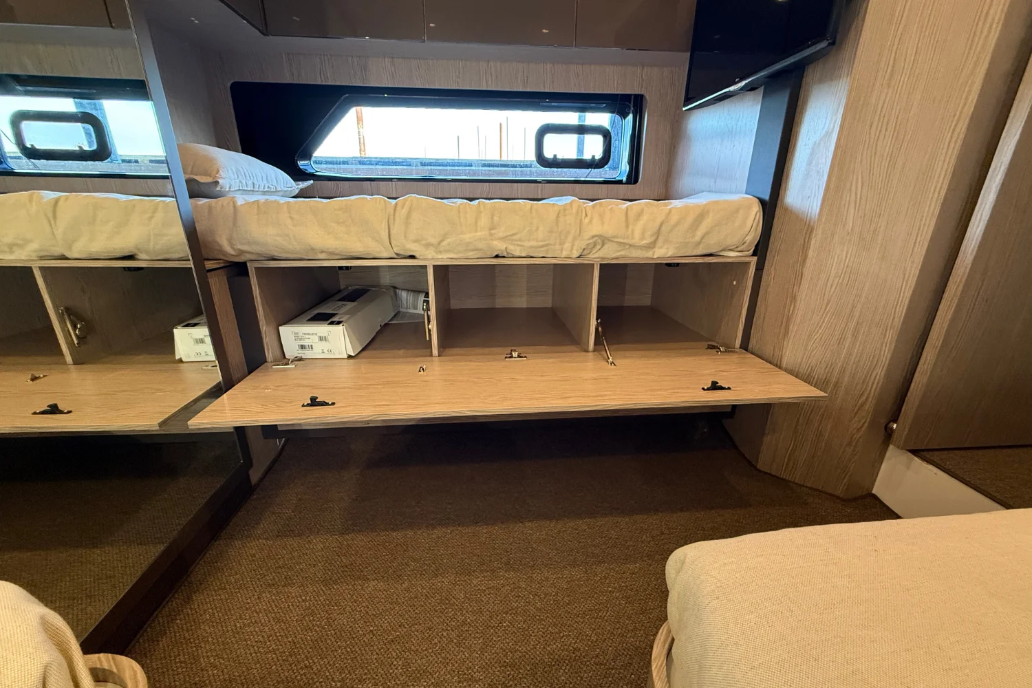 2019 Azimut Atlantis 43 Image Thumbnail #55