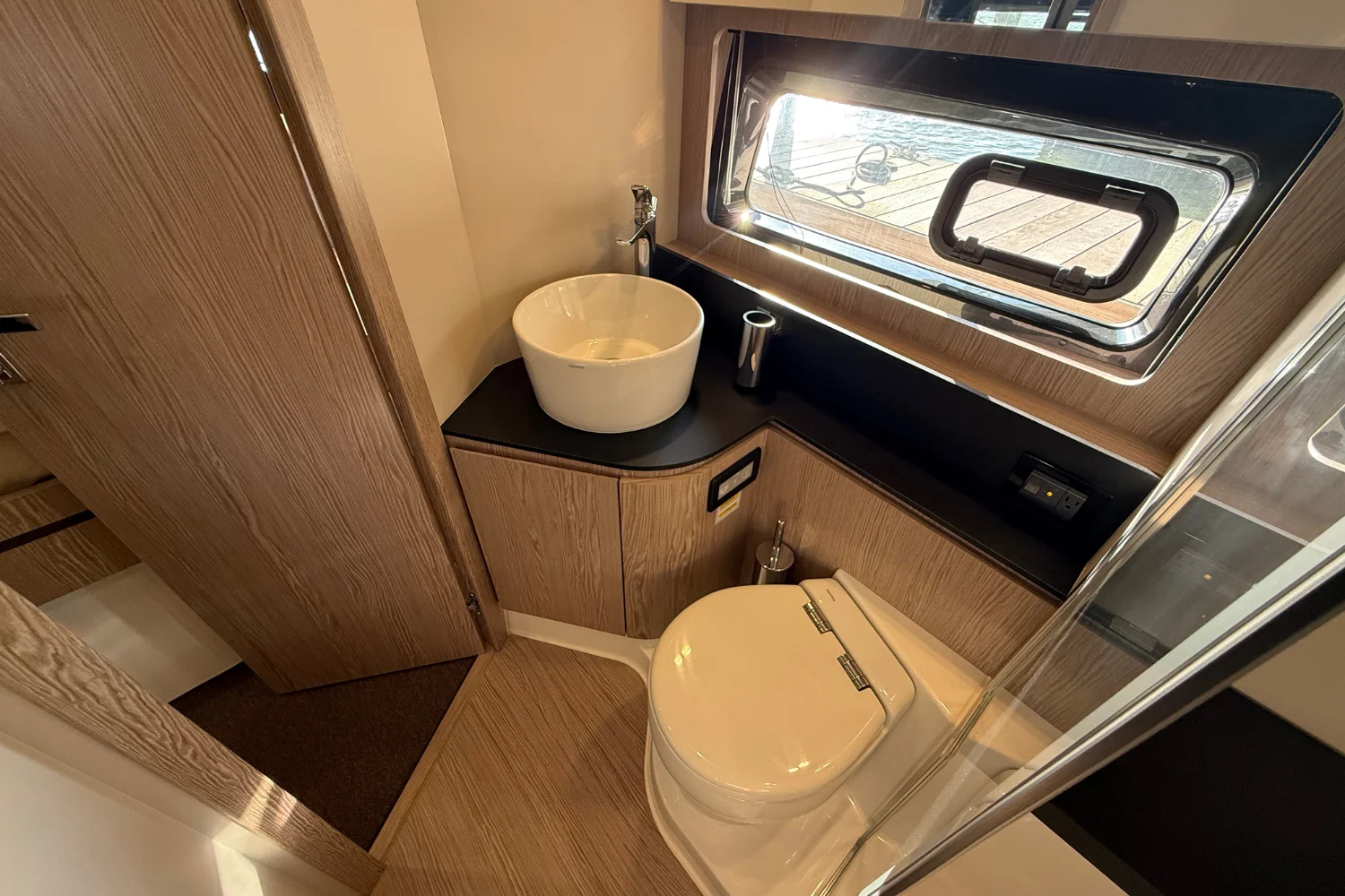 2019 Azimut Atlantis 43 Image Thumbnail #35