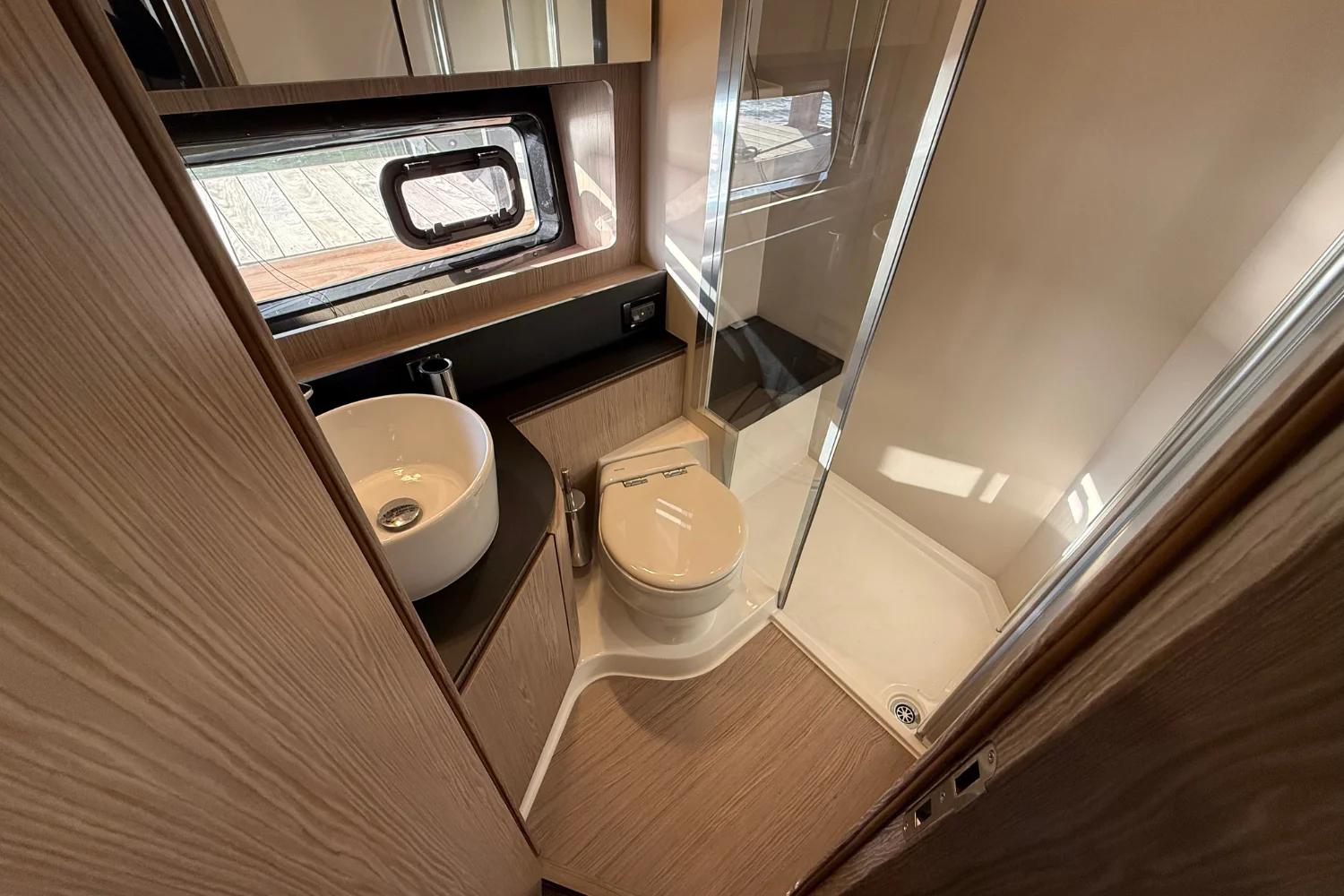 2019 Azimut Atlantis 43 Image Thumbnail #34