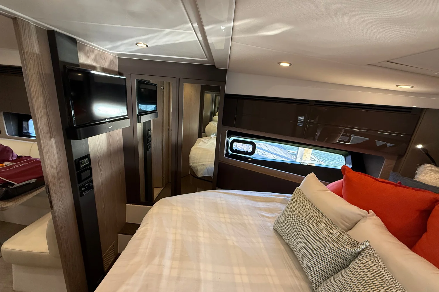 2019 Azimut Atlantis 43 Image Thumbnail #30