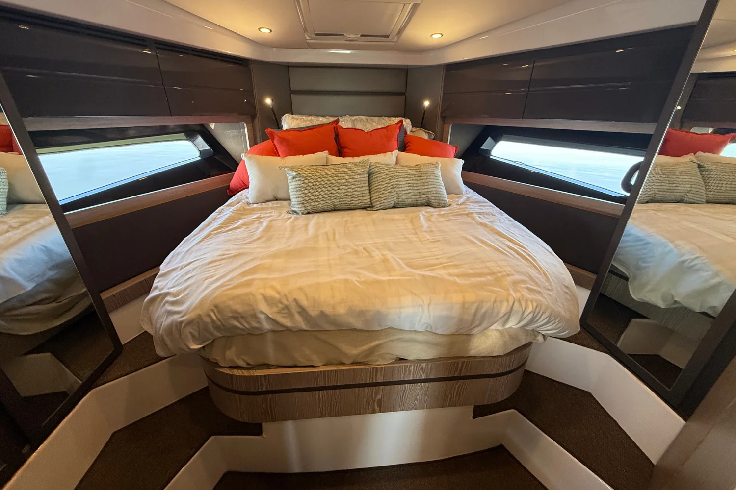 2019 Azimut Atlantis 43 Image Thumbnail #75