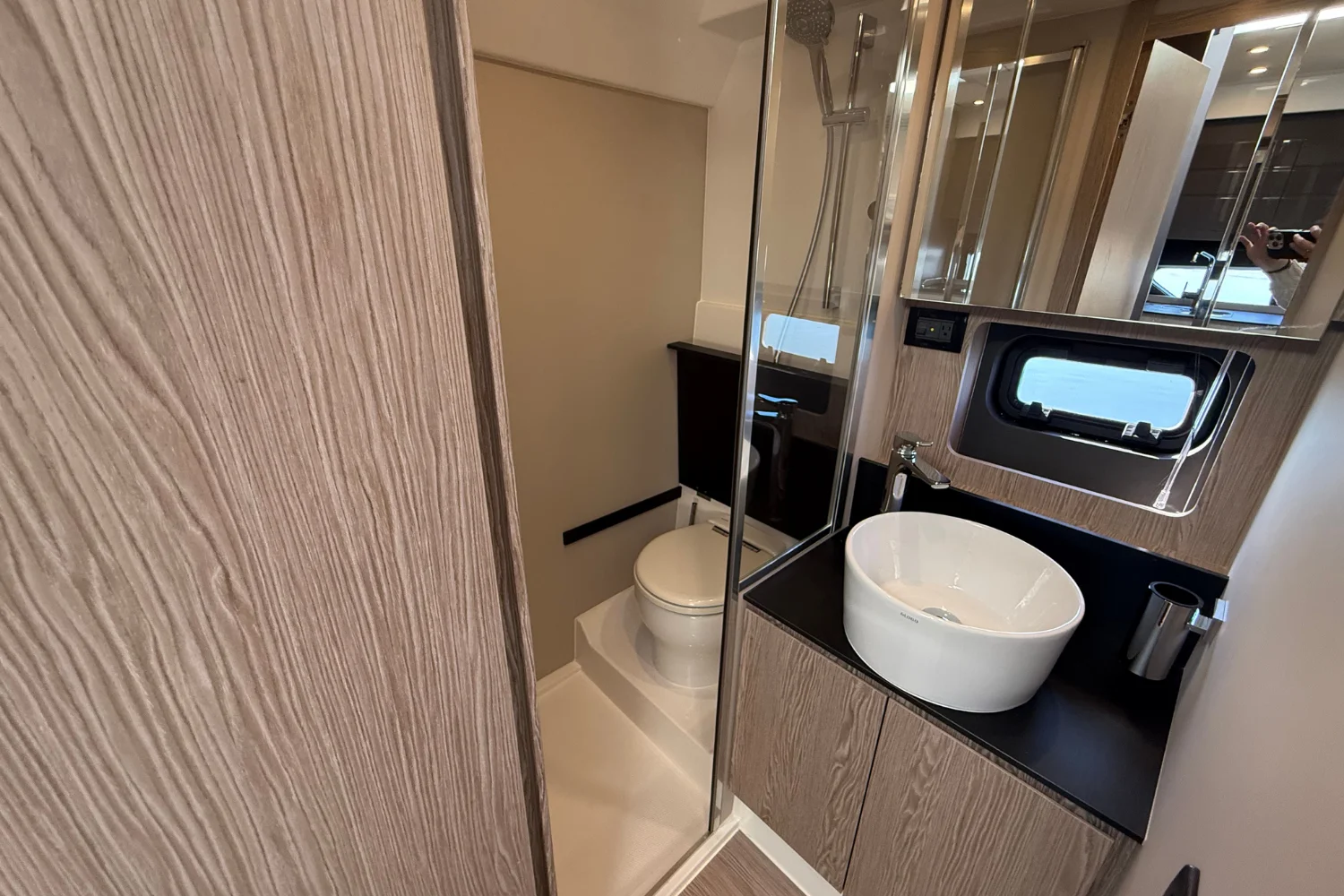 2019 Azimut Atlantis 43 Image Thumbnail #89