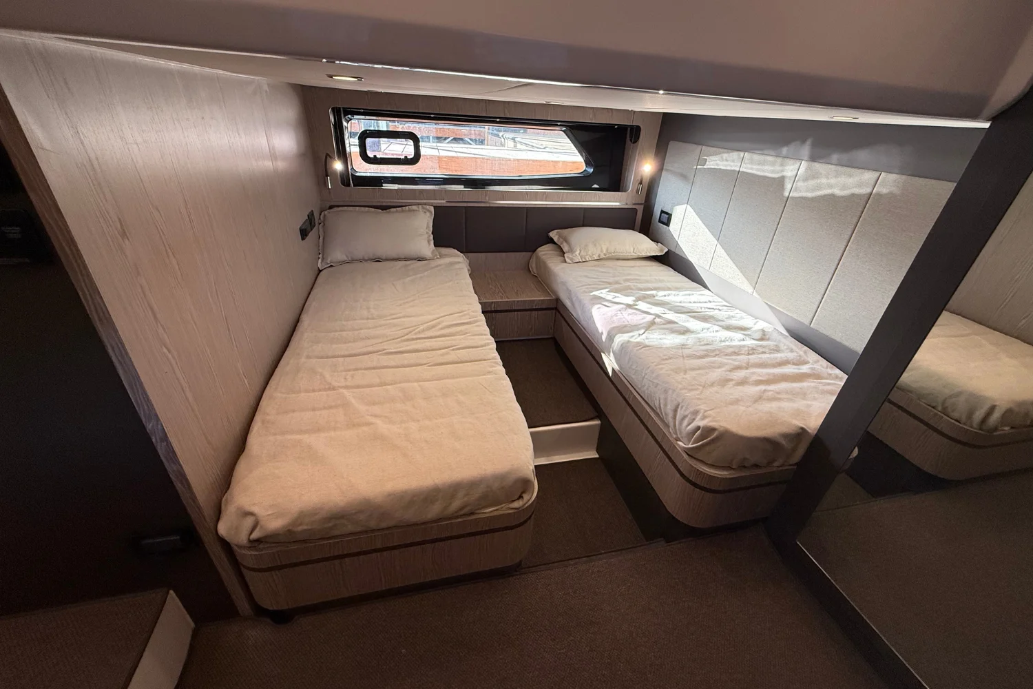 2019 Azimut Atlantis 43 Image Thumbnail #56