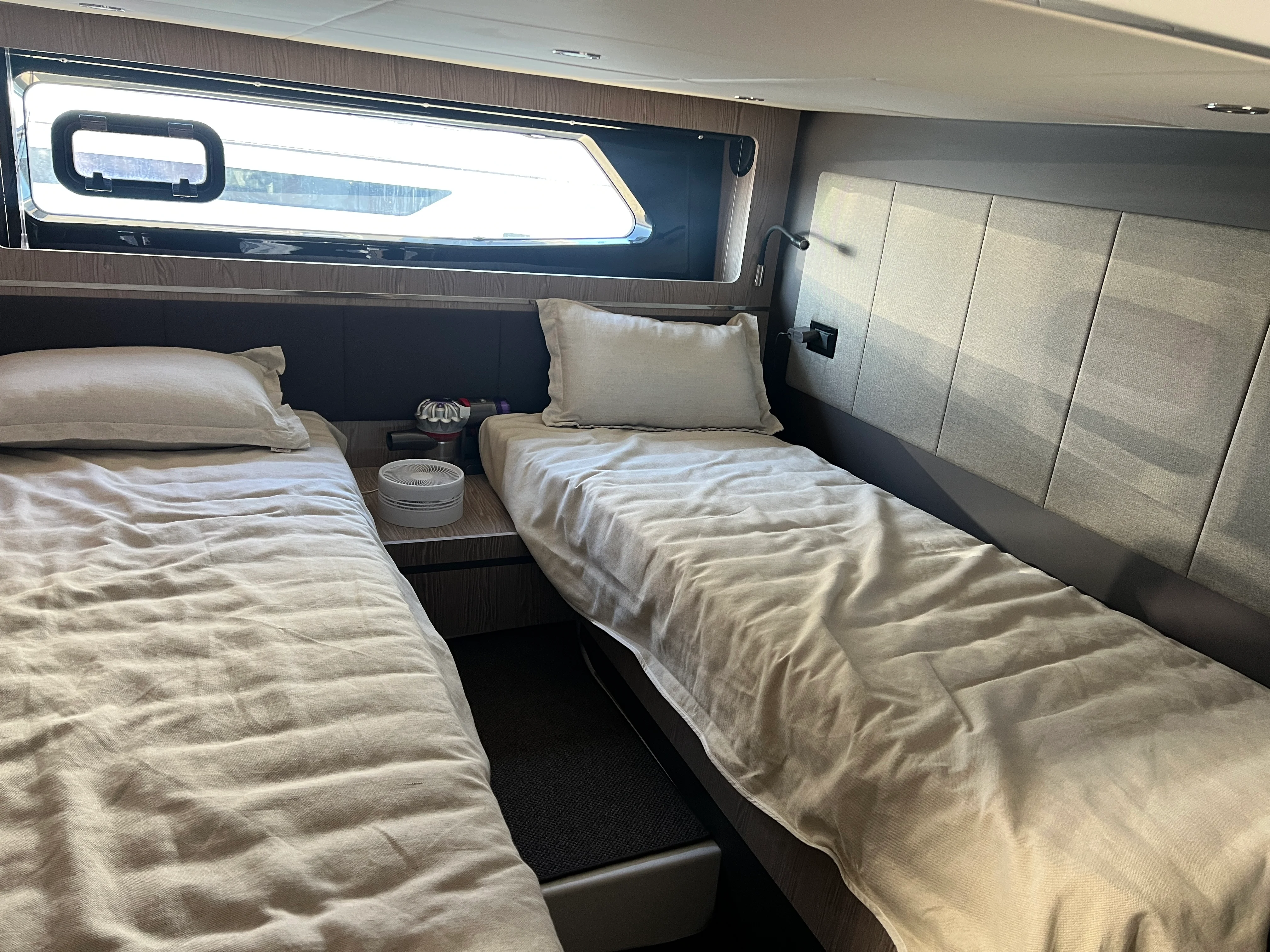 2019 Azimut Atlantis 43 Image Thumbnail #27