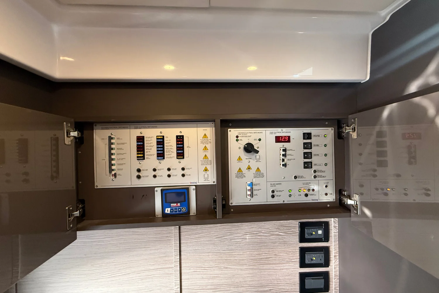 2019 Azimut Atlantis 43 Image Thumbnail #63