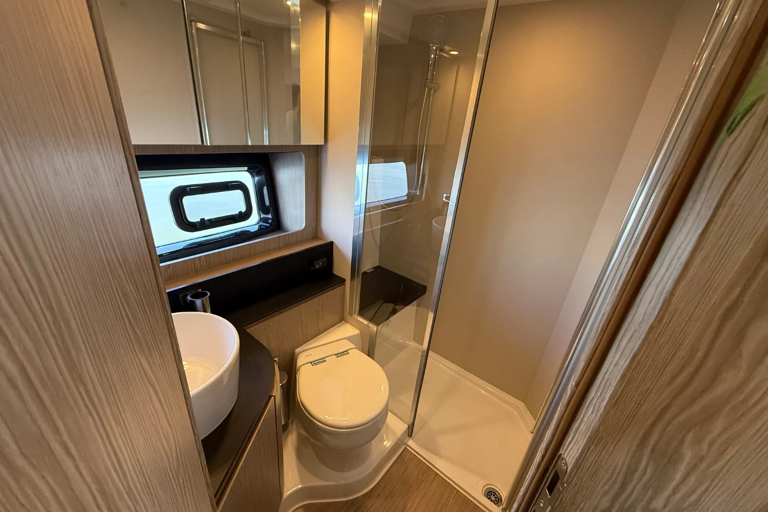 2019 Azimut Atlantis 43 Image Thumbnail #77