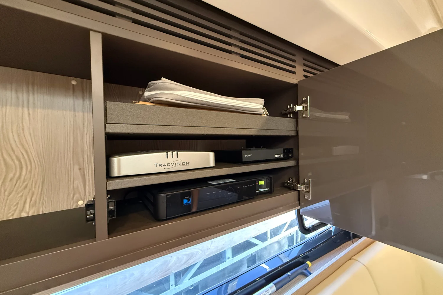 2019 Azimut Atlantis 43 Image Thumbnail #45