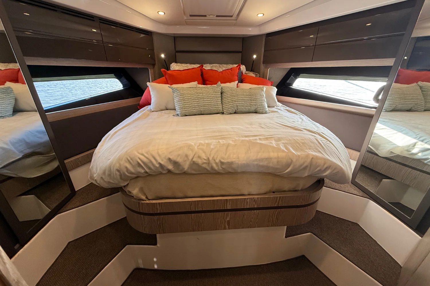 2019 Azimut Atlantis 43 Image Thumbnail #28