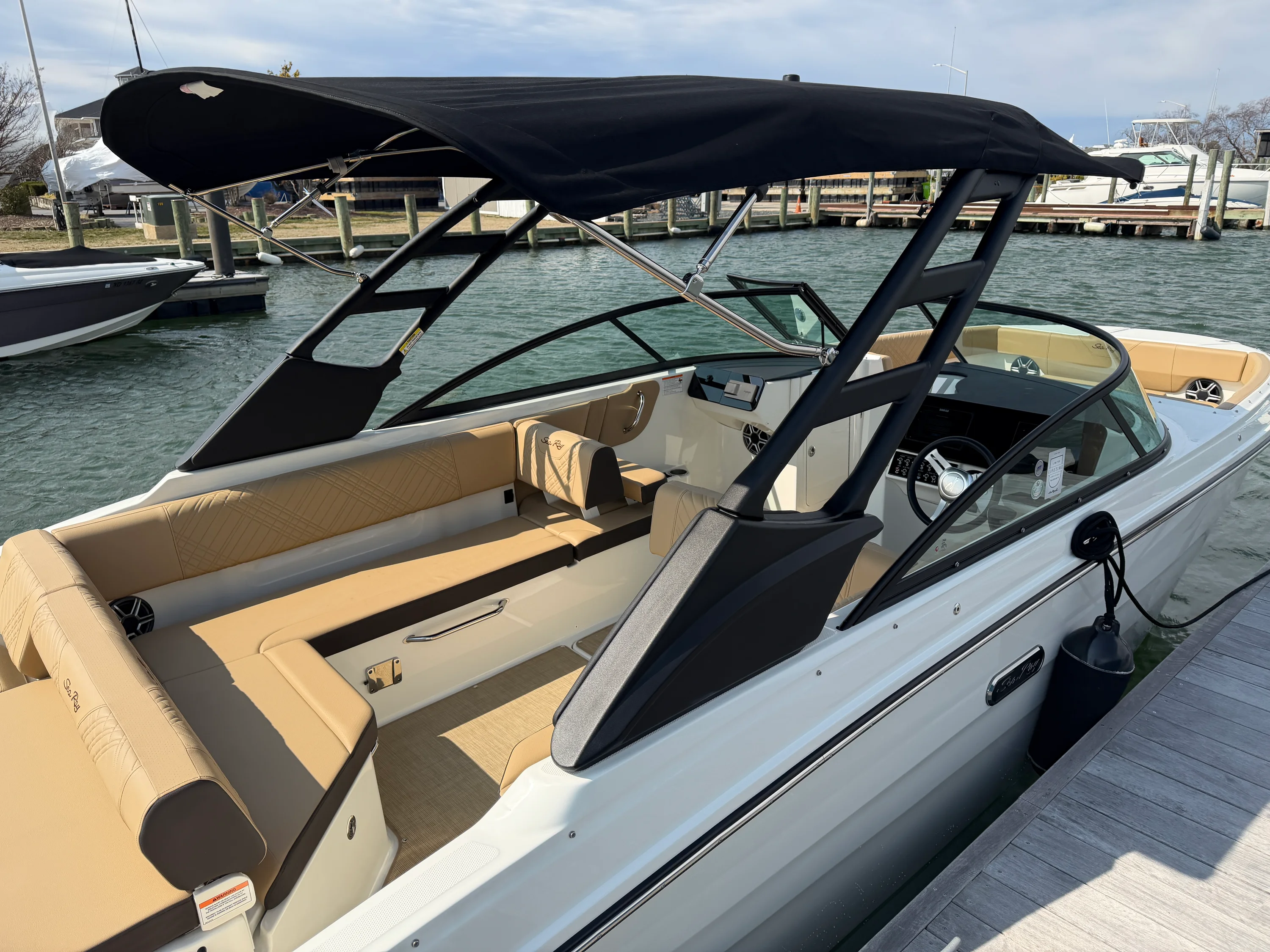 2026 Sea Ray SDX 270 Outboard Image Thumbnail #10