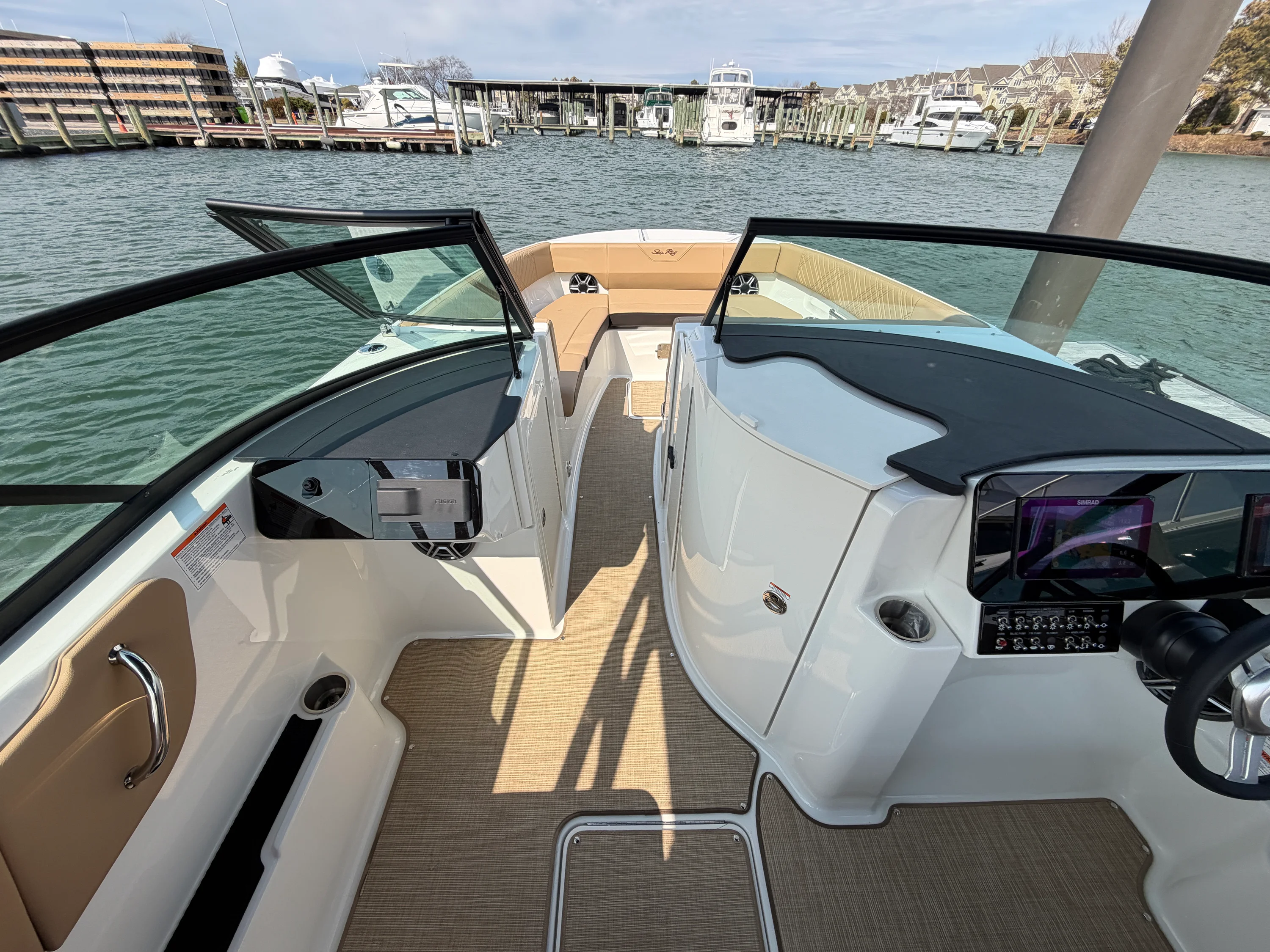 2026 Sea Ray SDX 270 Outboard Image Thumbnail #27