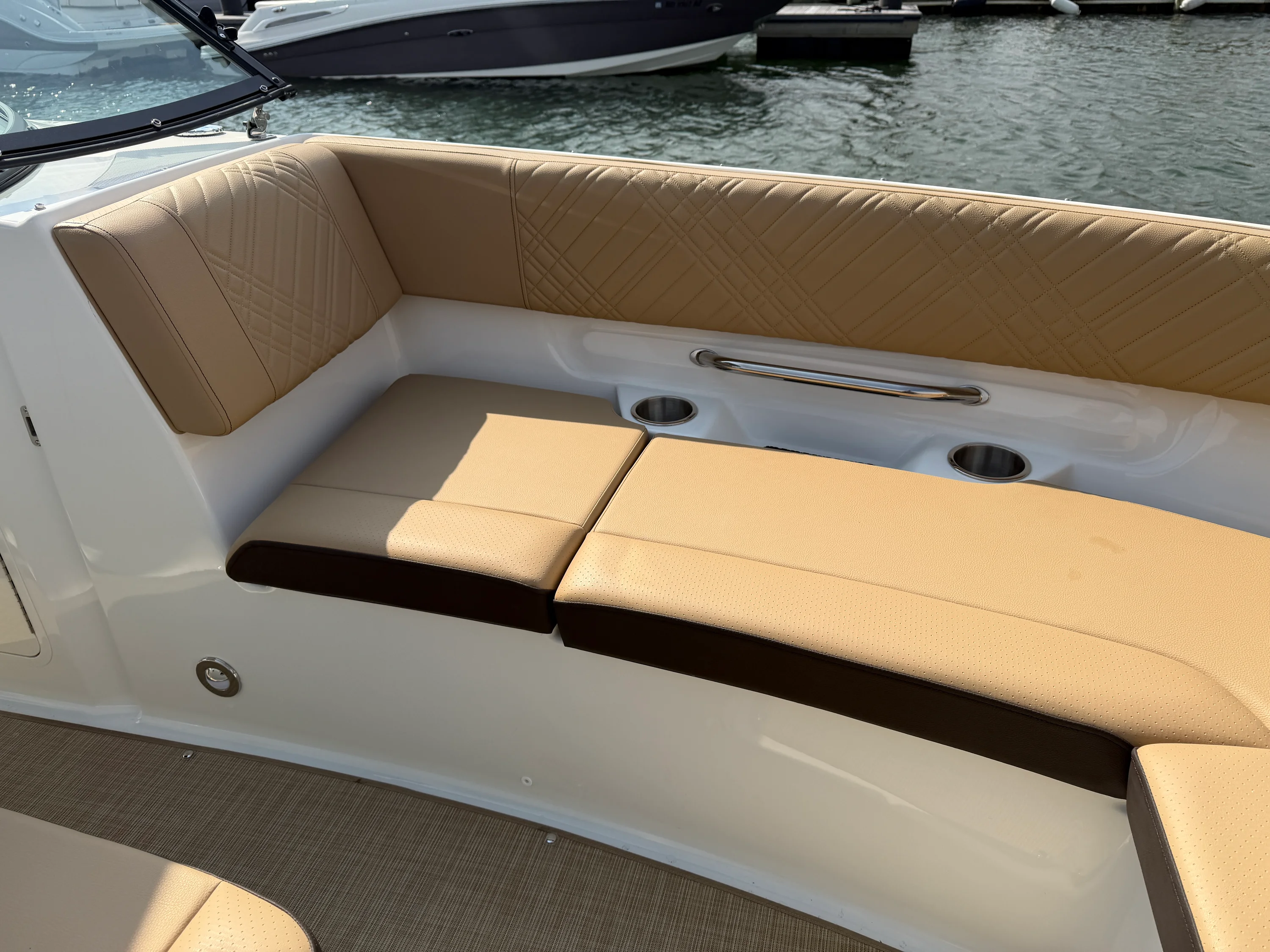 2026 Sea Ray SDX 270 Outboard Image Thumbnail #34