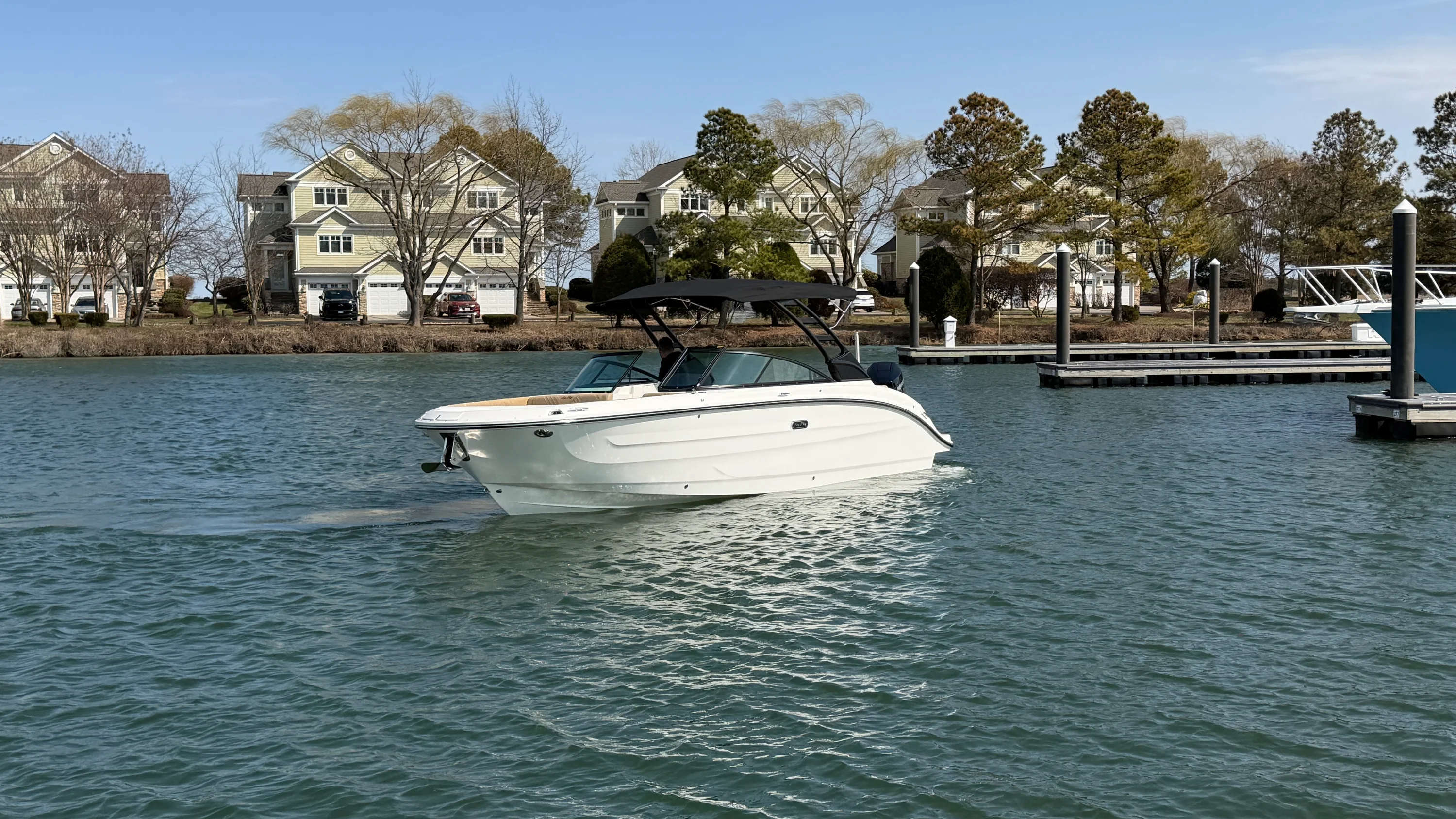 2026 Sea Ray SDX 270 Outboard Image Thumbnail #5