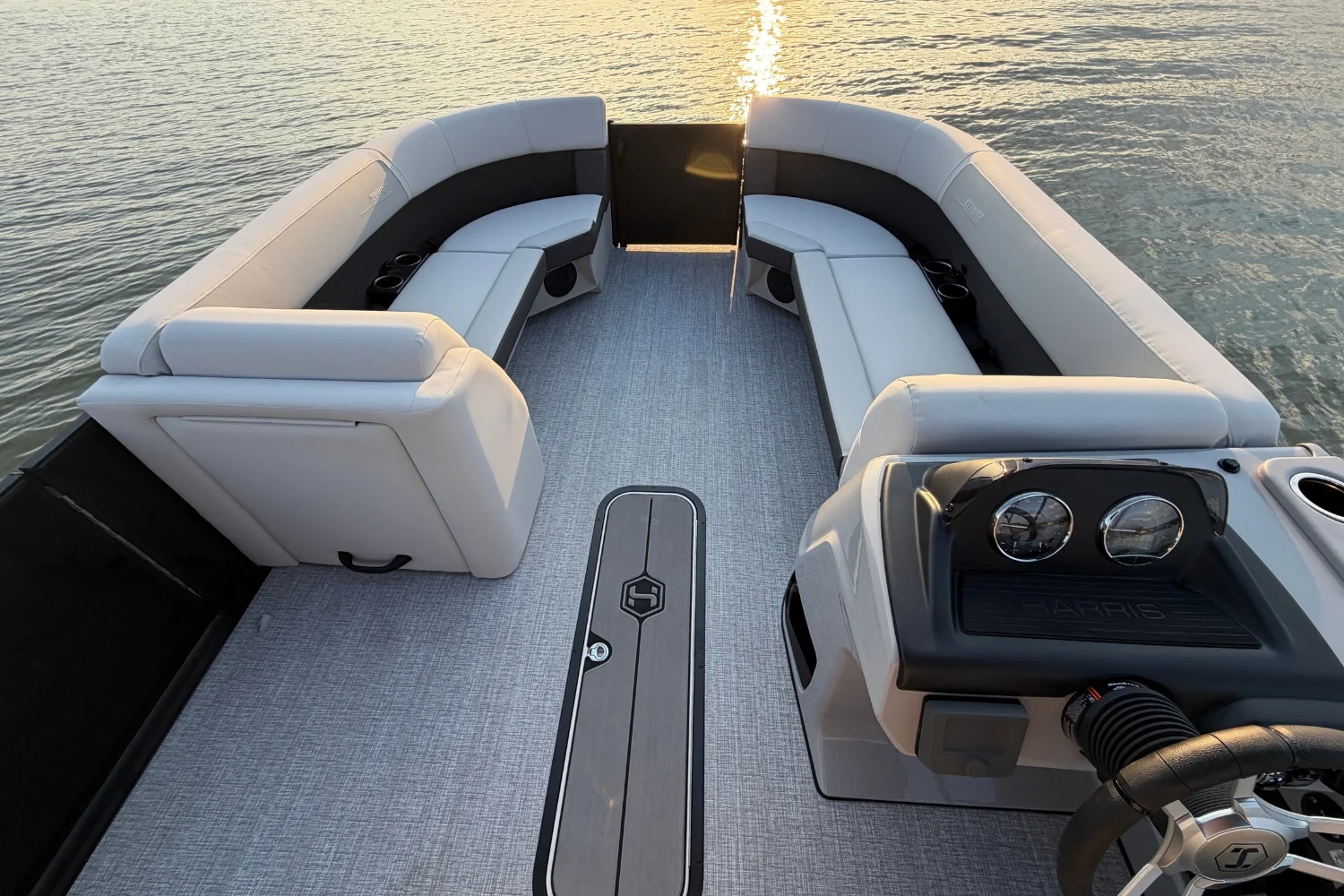 2026 Harris Cruiser 230 Image Thumbnail #23