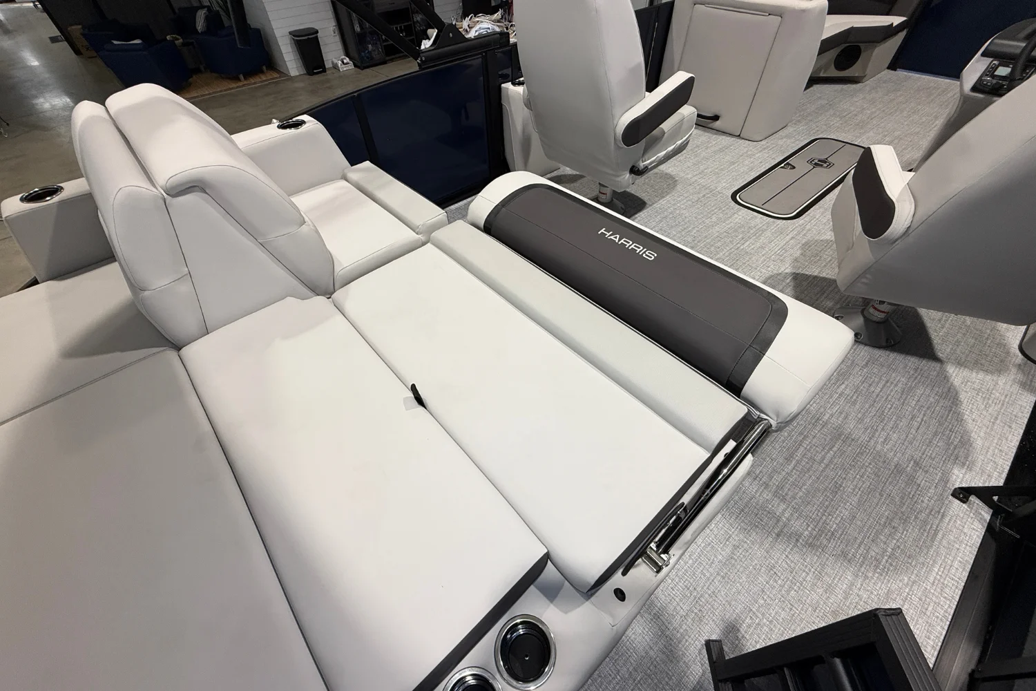 2026 Harris Cruiser 230 Image Thumbnail #11