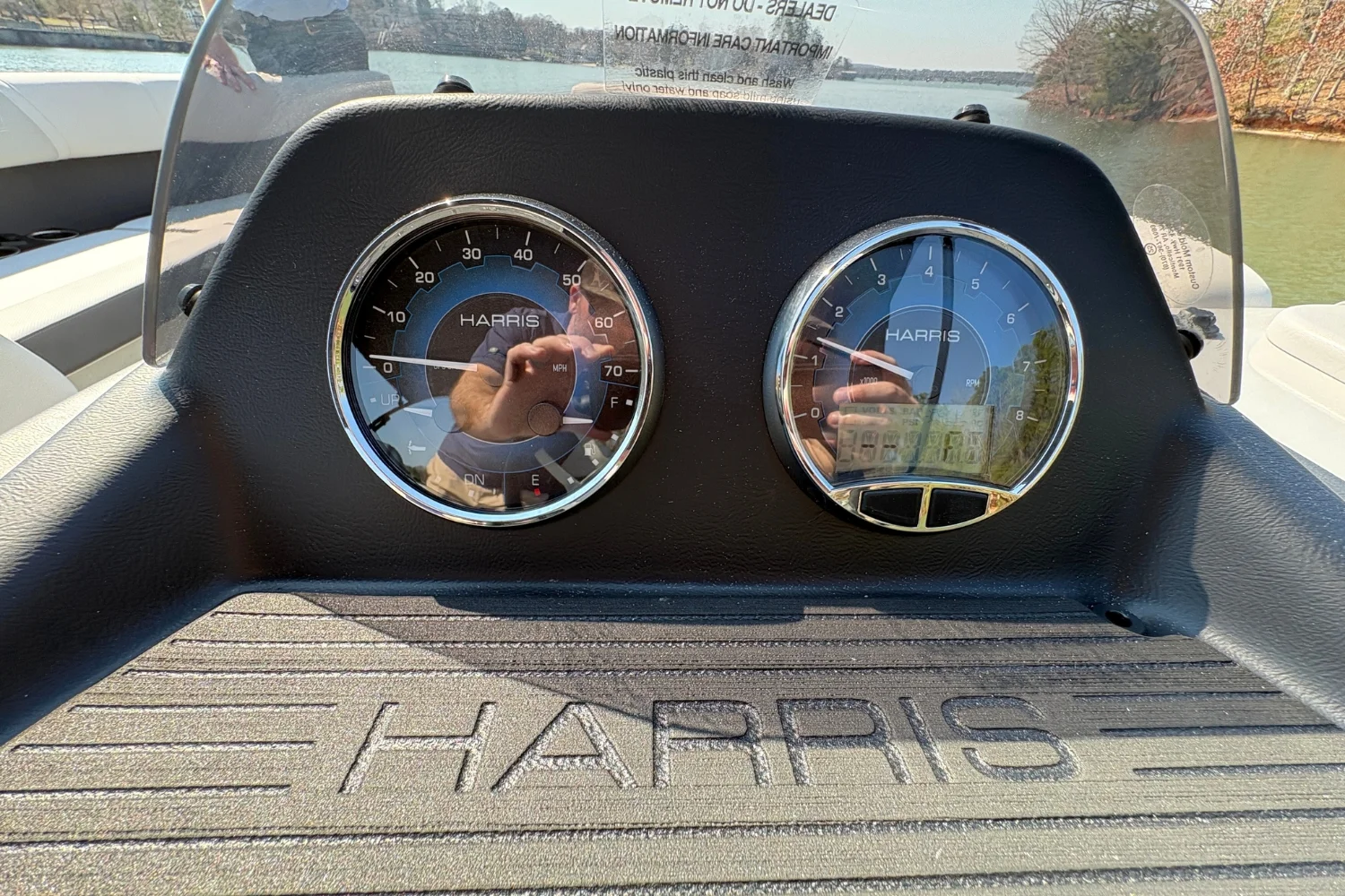 2026 Harris Cruiser 230 Image Thumbnail #18