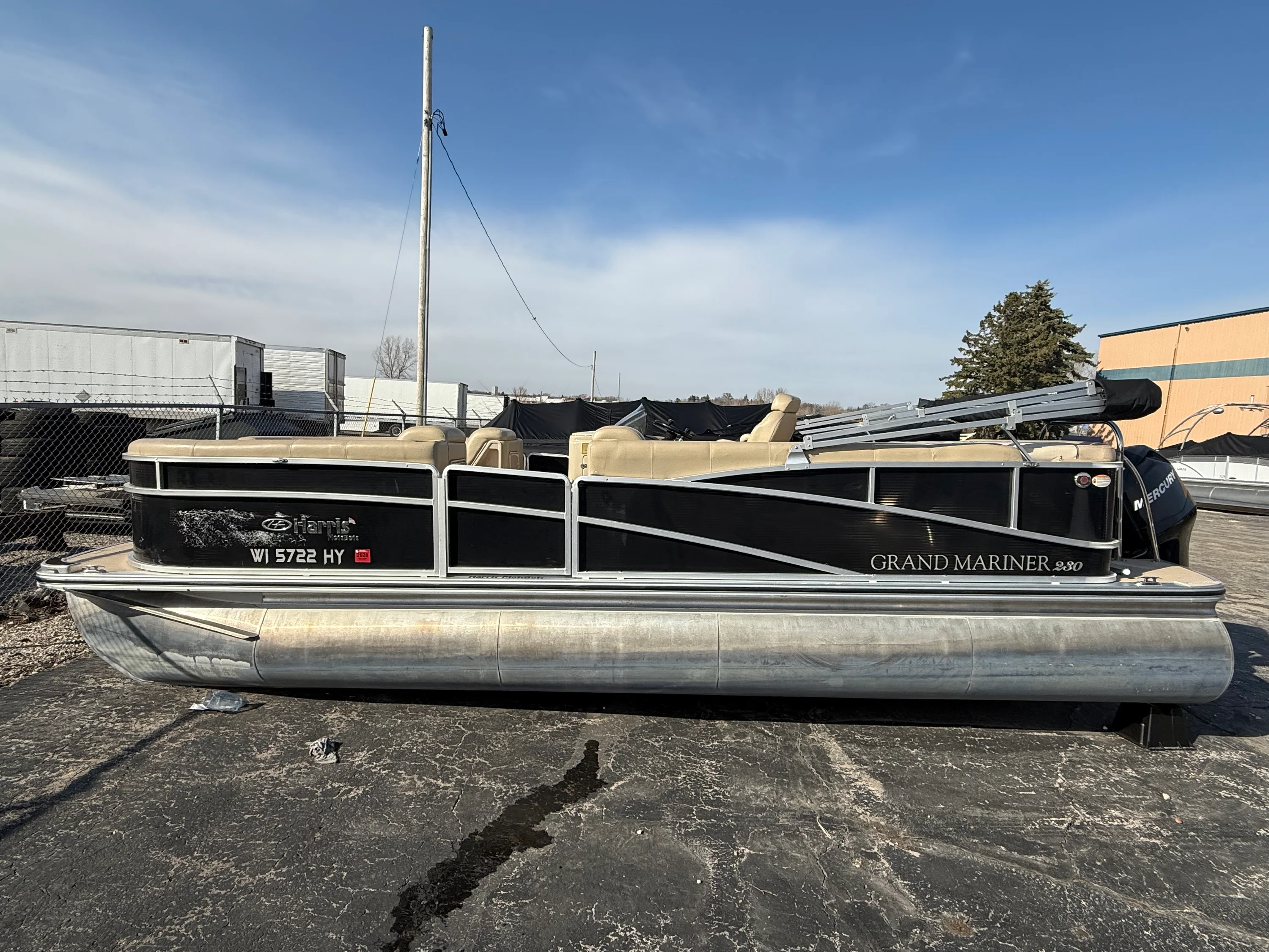 2012 Harris 230 GRAND MARINER Image Thumbnail #0