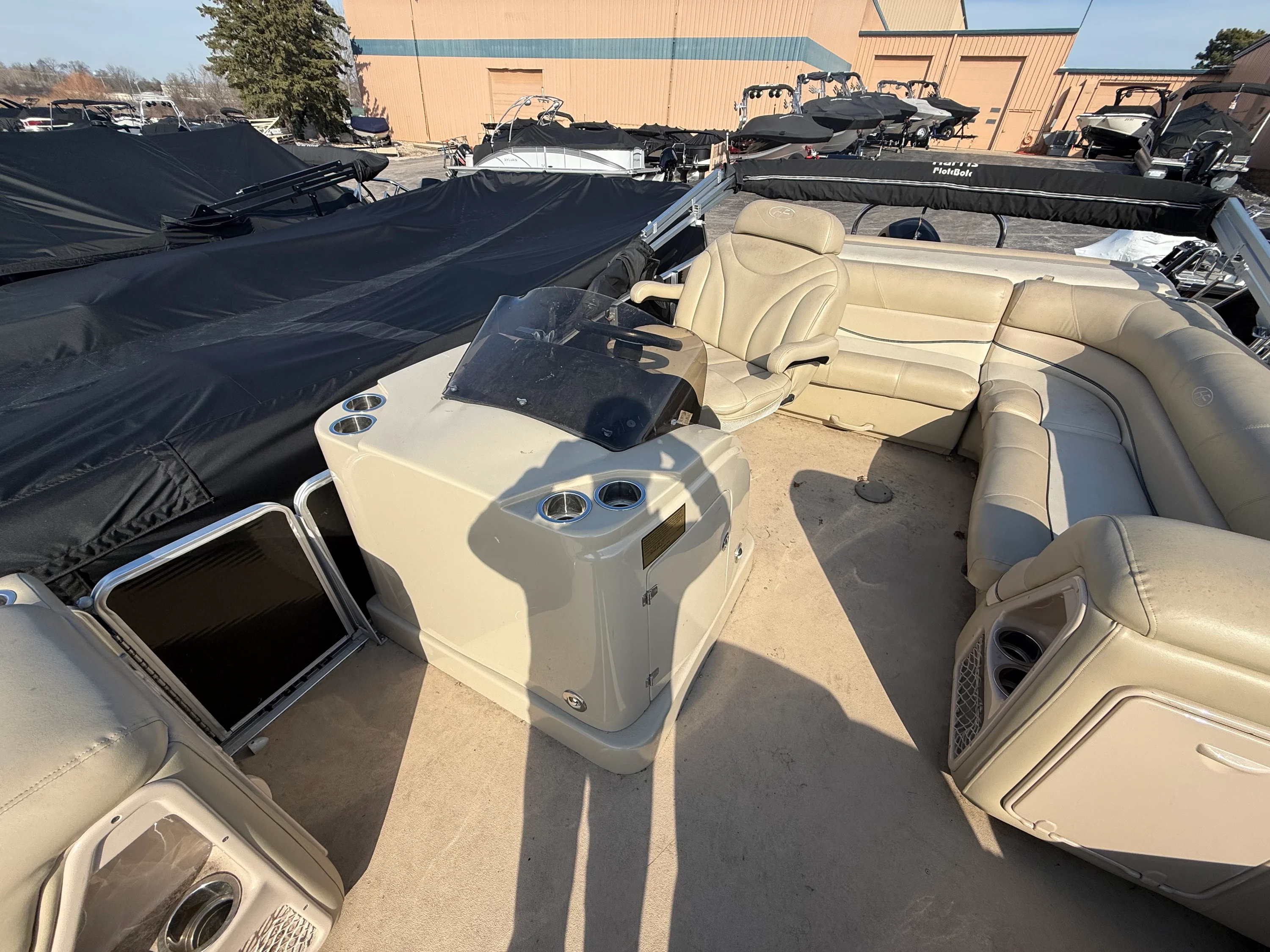 2012 Harris 230 GRAND MARINER Image Thumbnail #5