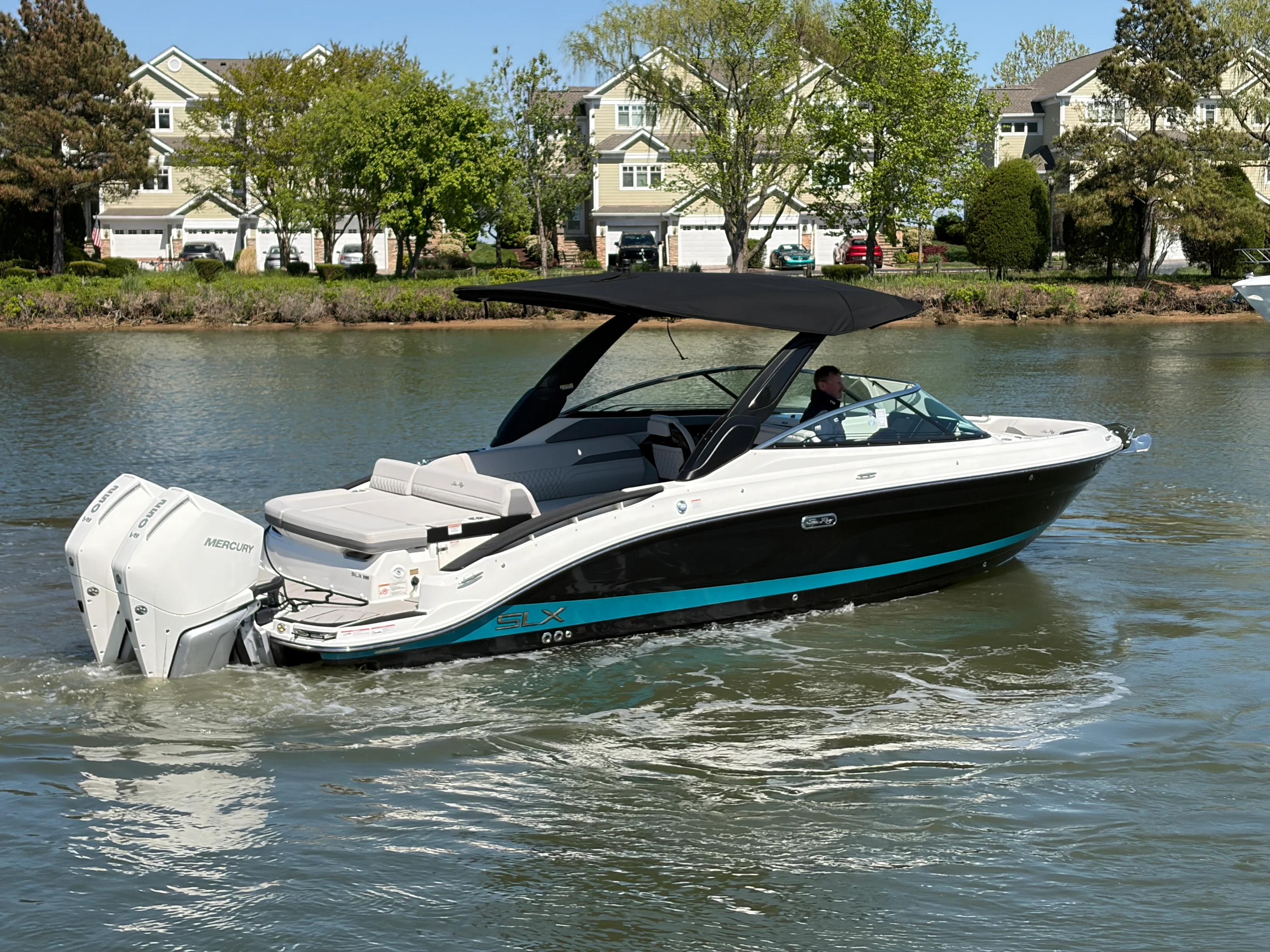 2026 Sea Ray SLX 280 Outboard Image Thumbnail #2
