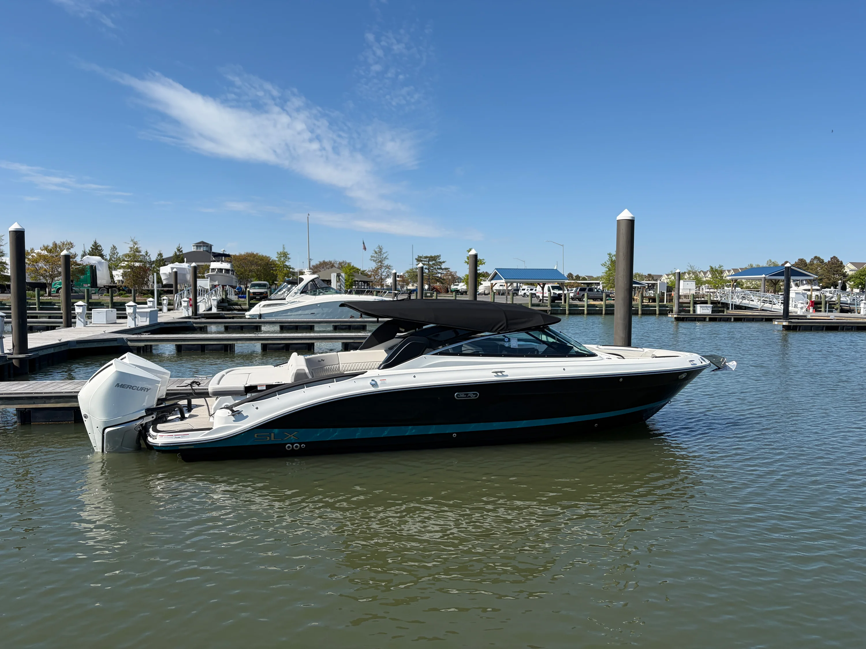 2026 Sea Ray SLX 280 Outboard Image Thumbnail #9