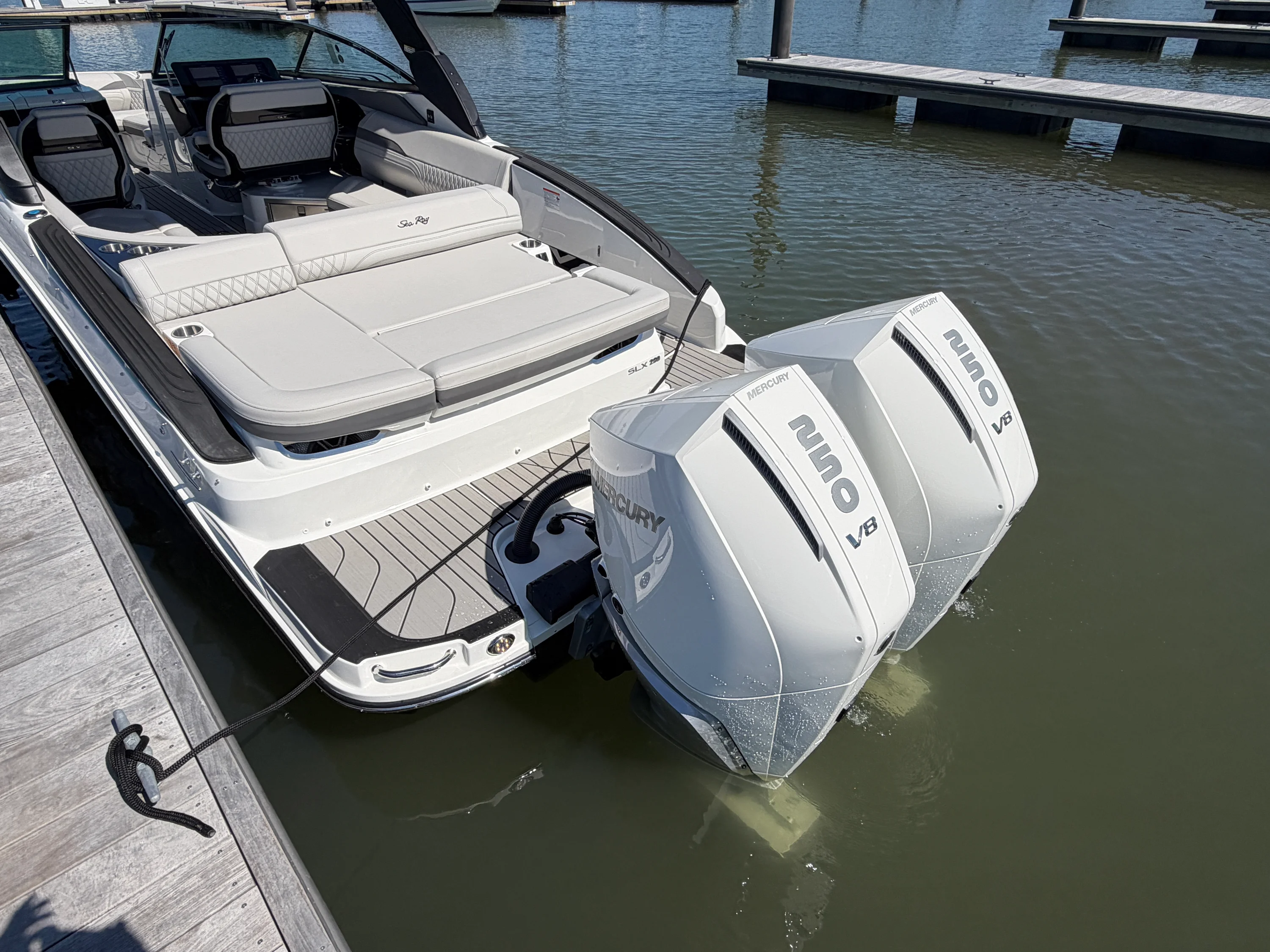 2026 Sea Ray SLX 280 Outboard Image Thumbnail #14
