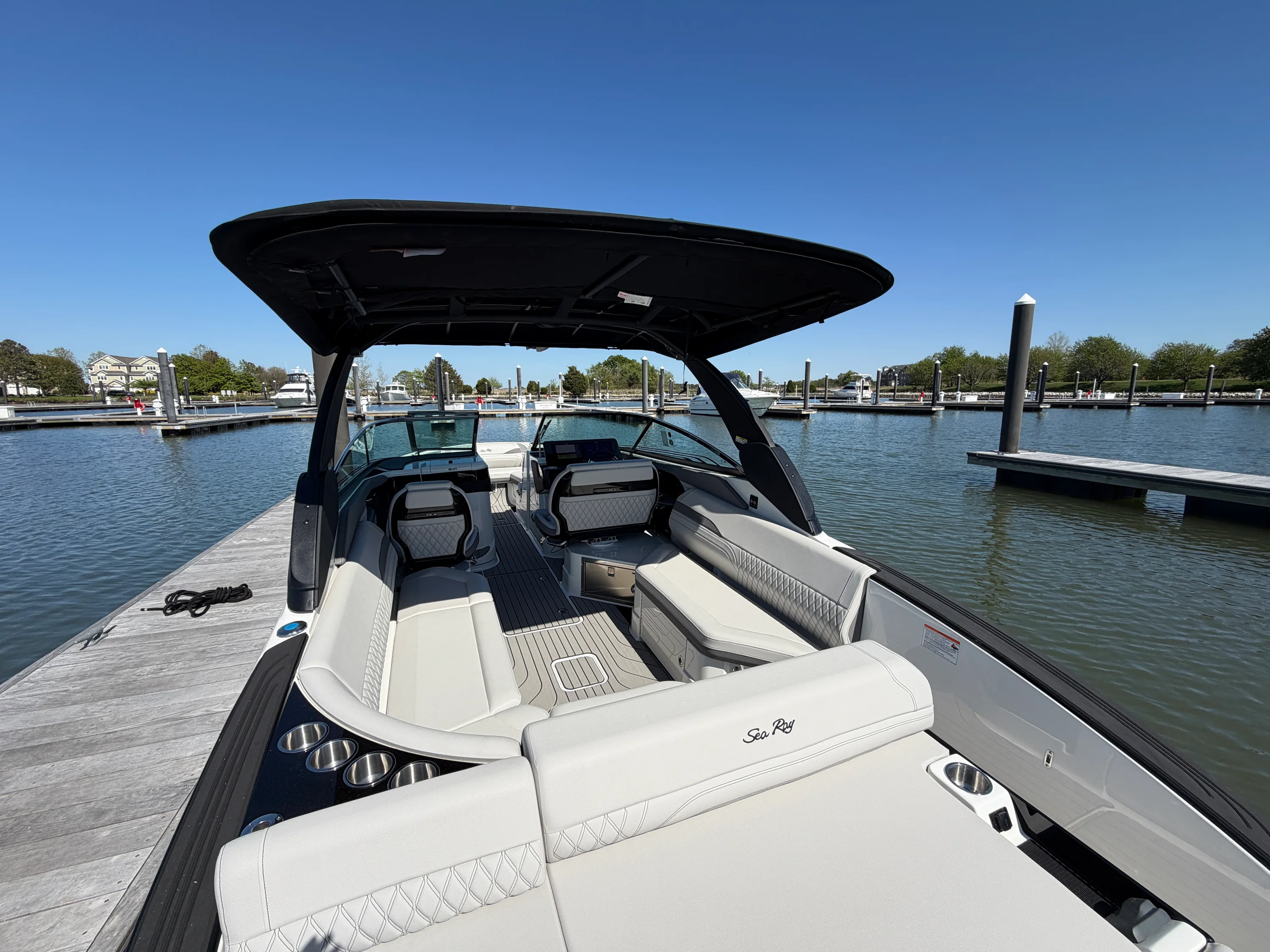 2026 Sea Ray SLX 280 Outboard Image Thumbnail #13