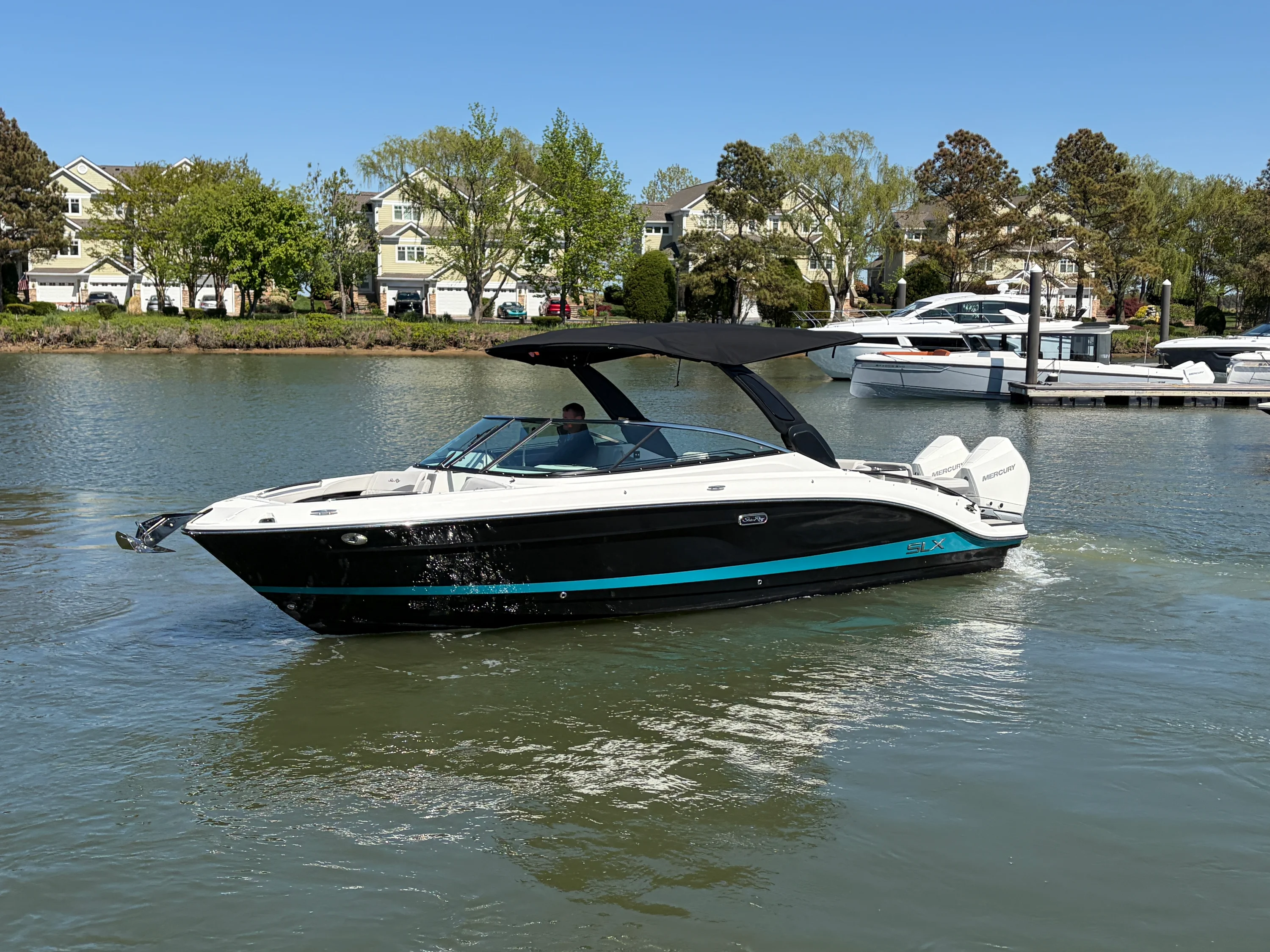 2026 Sea Ray SLX 280 Outboard Image Thumbnail #6
