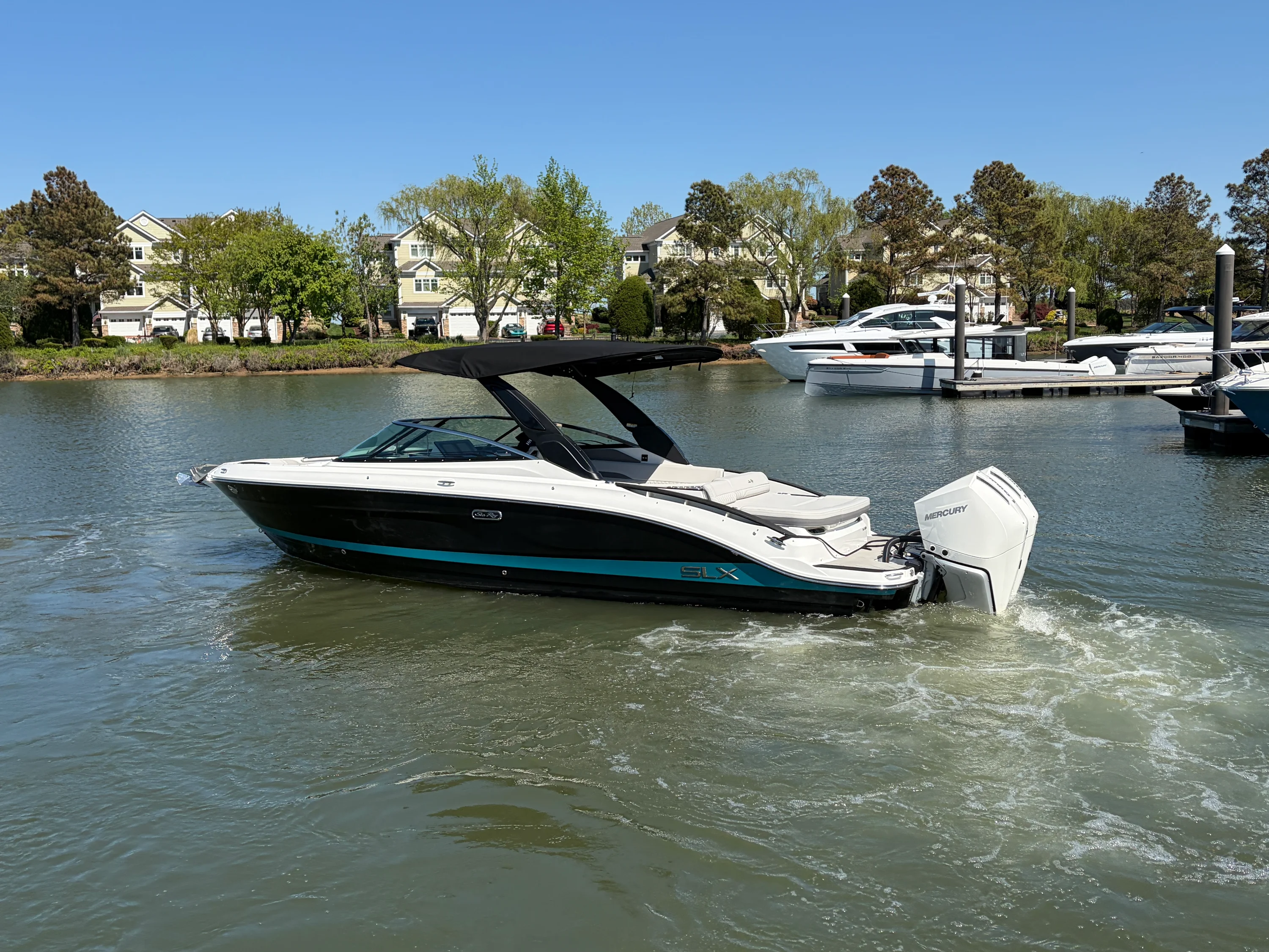 2026 Sea Ray SLX 280 Outboard Image Thumbnail #4