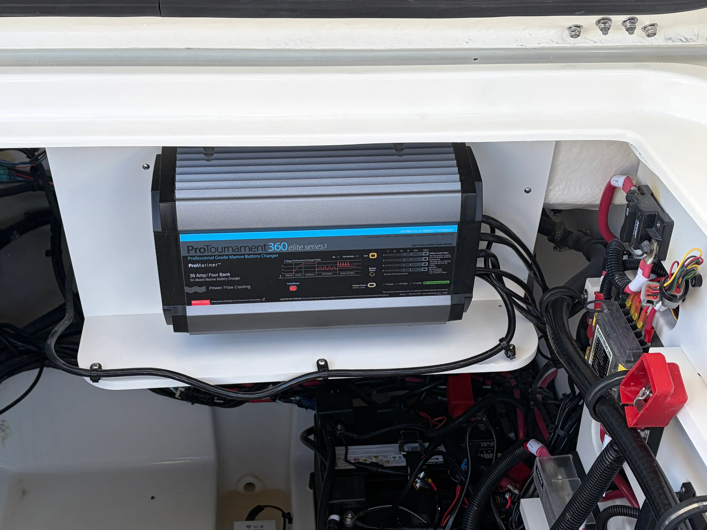2026 Sea Ray SLX 280 Outboard Image Thumbnail #19