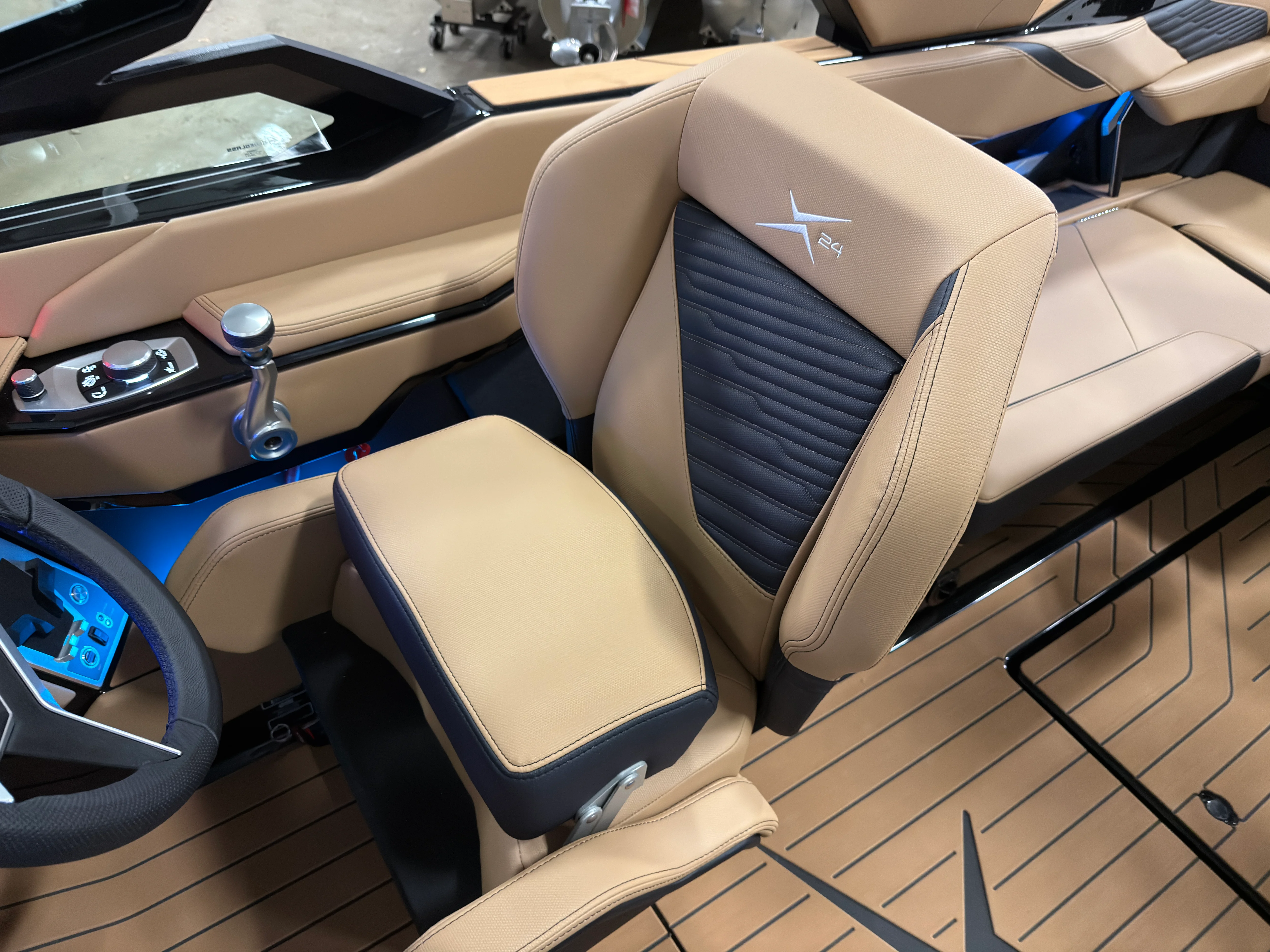 2026 Mastercraft X24 Image Thumbnail #30