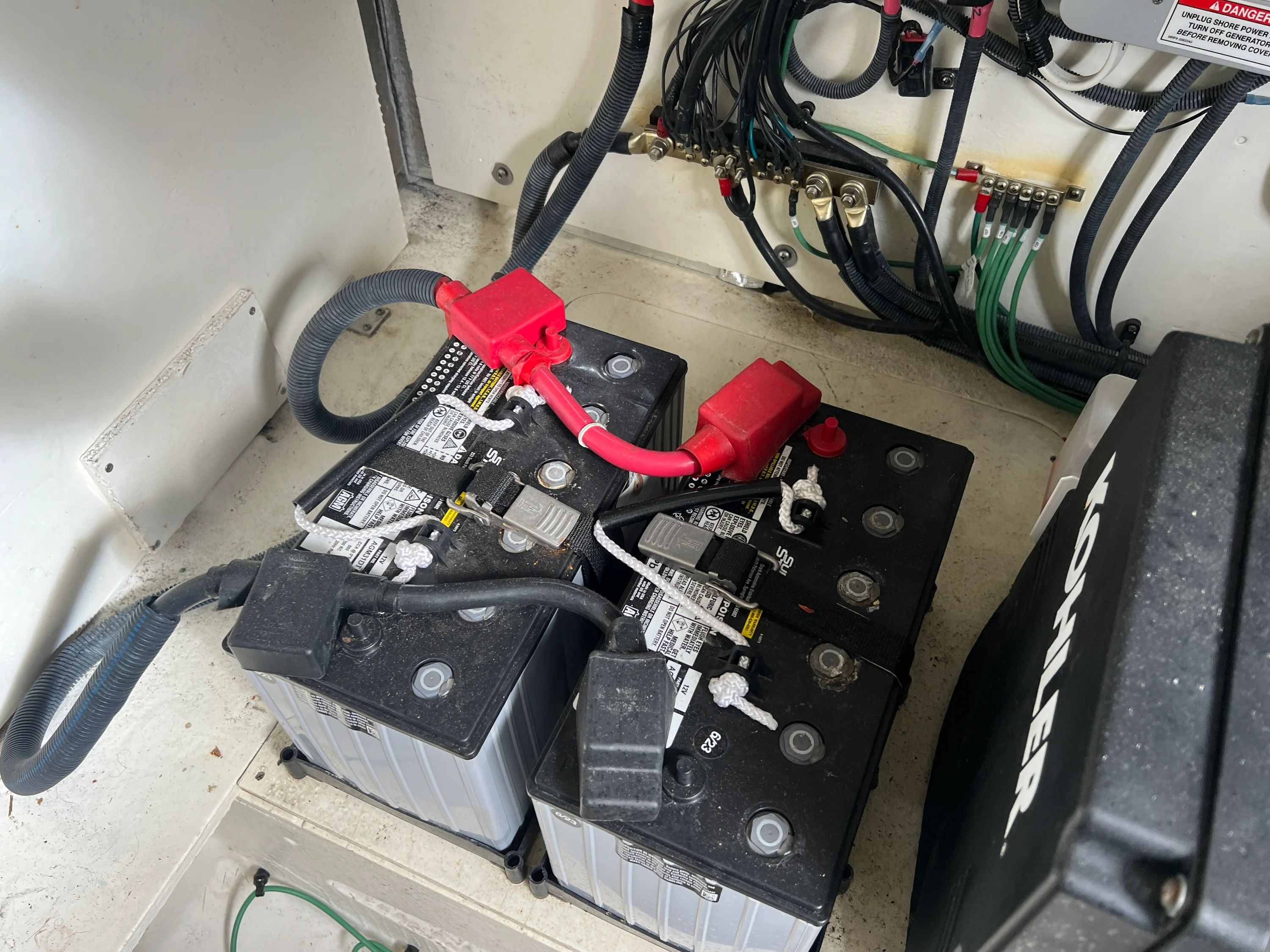 2018 Sea Ray 350 SUNDANCER Image Thumbnail #72