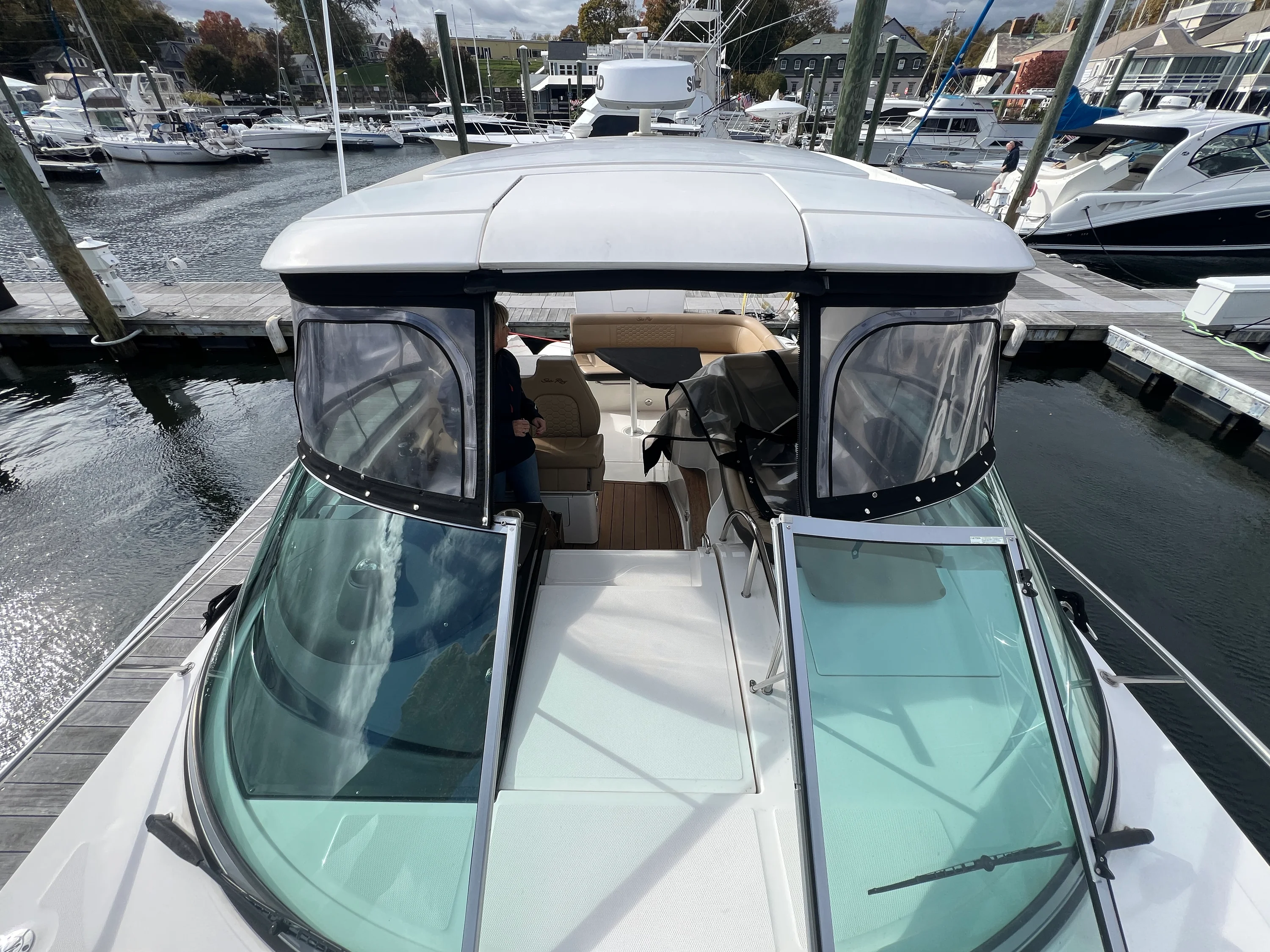 2018 Sea Ray 350 SUNDANCER Image Thumbnail #67