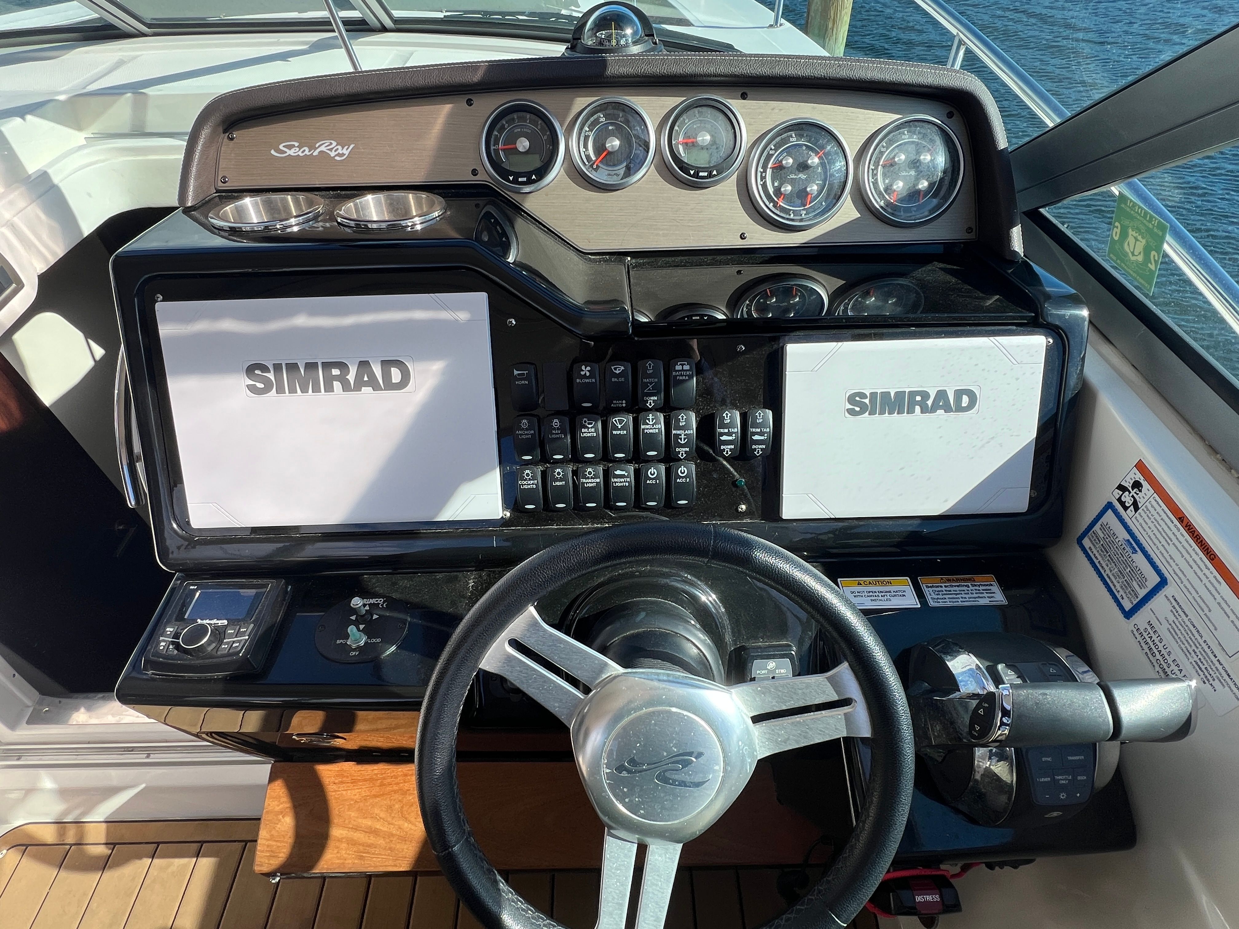 2018 Sea Ray 350 SUNDANCER Image Thumbnail #28