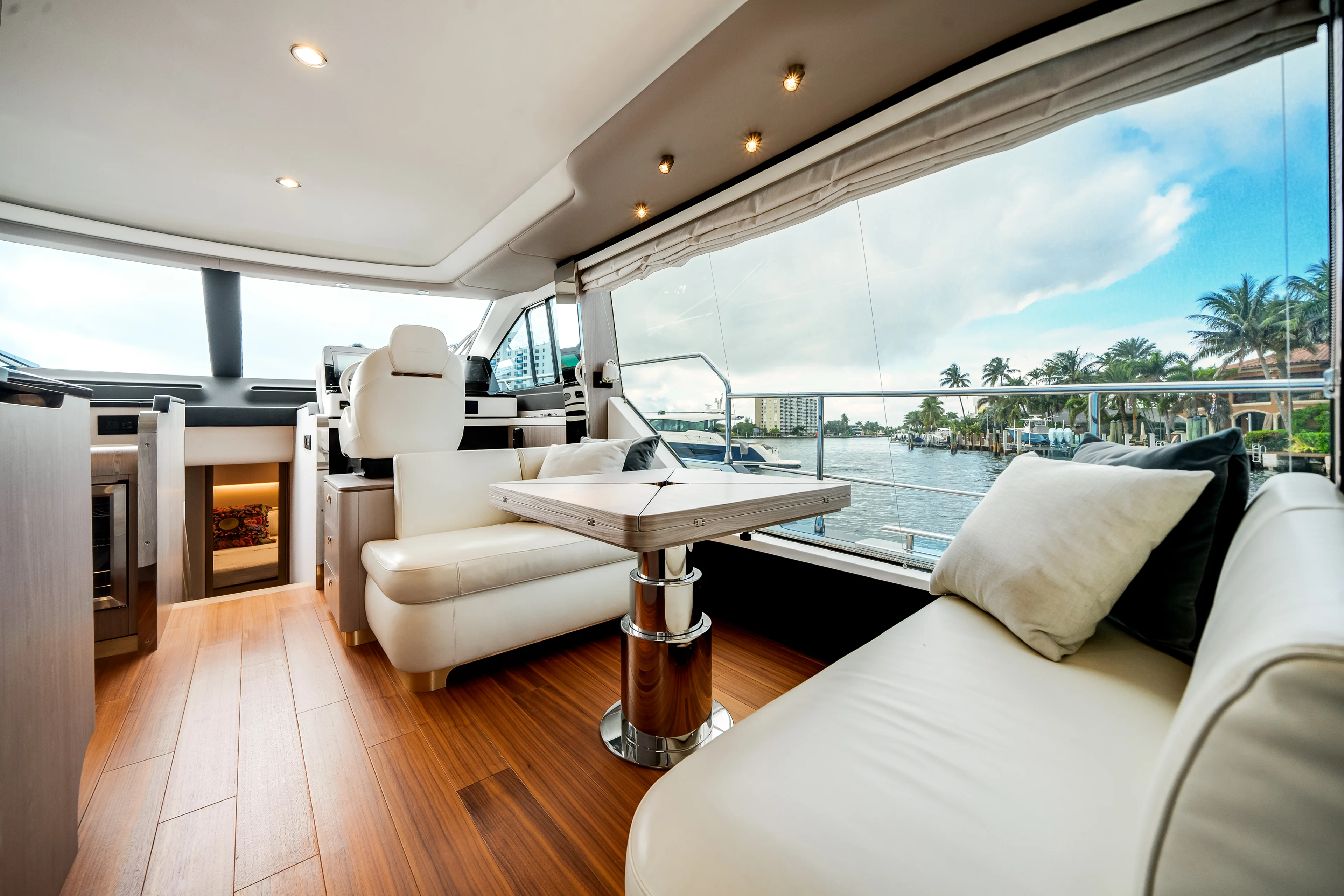 2022 Azimut 60 FLY Image Thumbnail #42